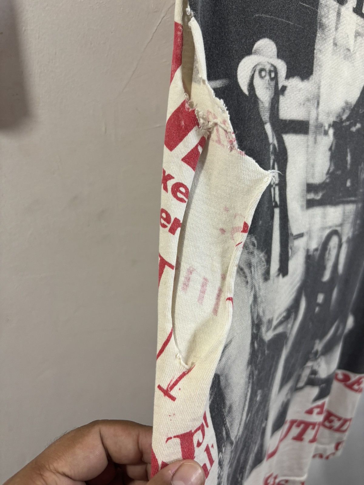 Band Tees × Guns N' Roses × Vintage Vintage 90’s Guns N Roses Overprint Sleeveless Shirt Size US L / EU 52-54 / 3 - 6 Thumbnail