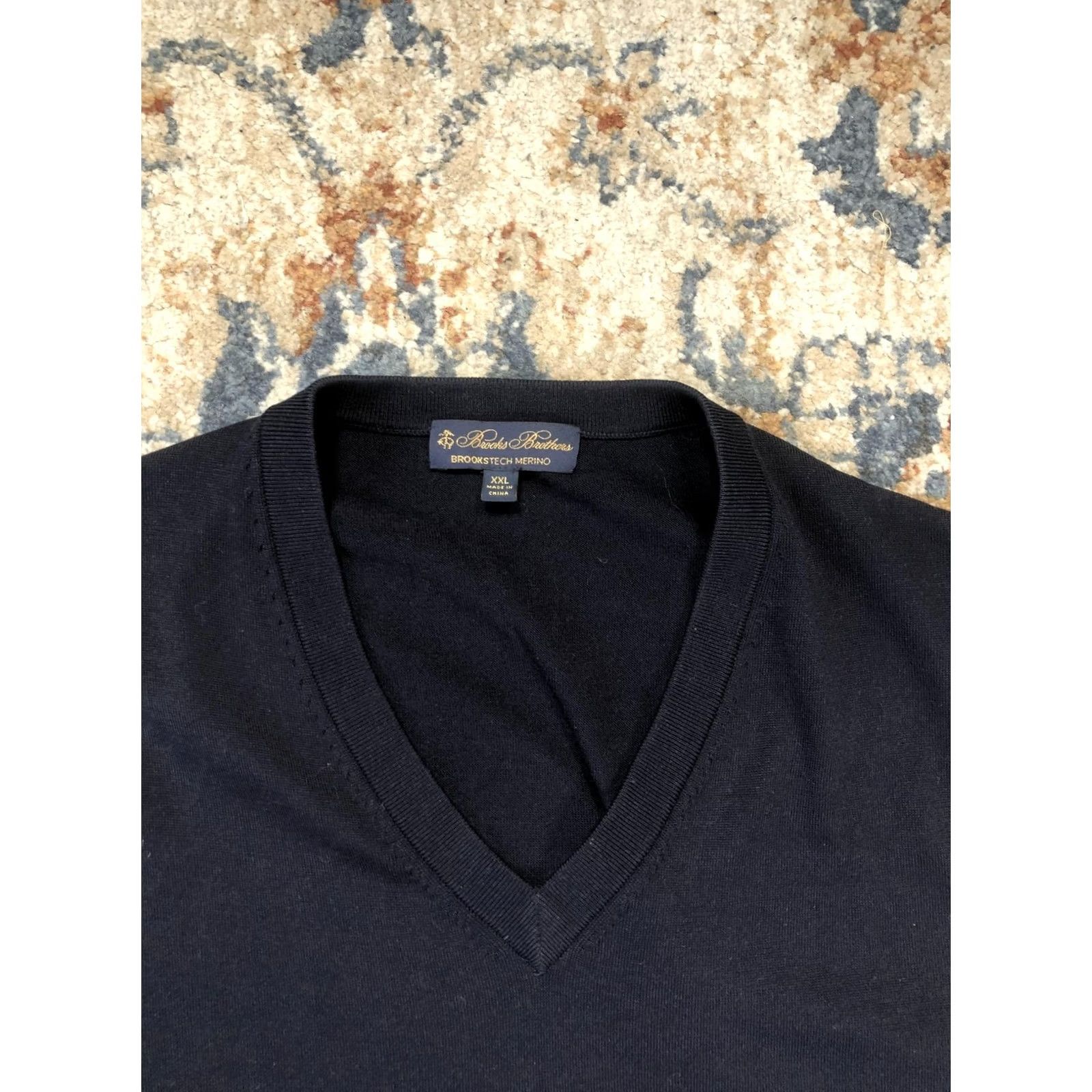 Brooks Brothers Brooks Brothers Sweater Vest Mens 2XL Navy Merino Wool V-Neck Knit Brookstech Knit Vest Men 2XL Navy Mens Vest Knit Wool Size US XXL / EU 58 / 5 - 2 Thumbnail