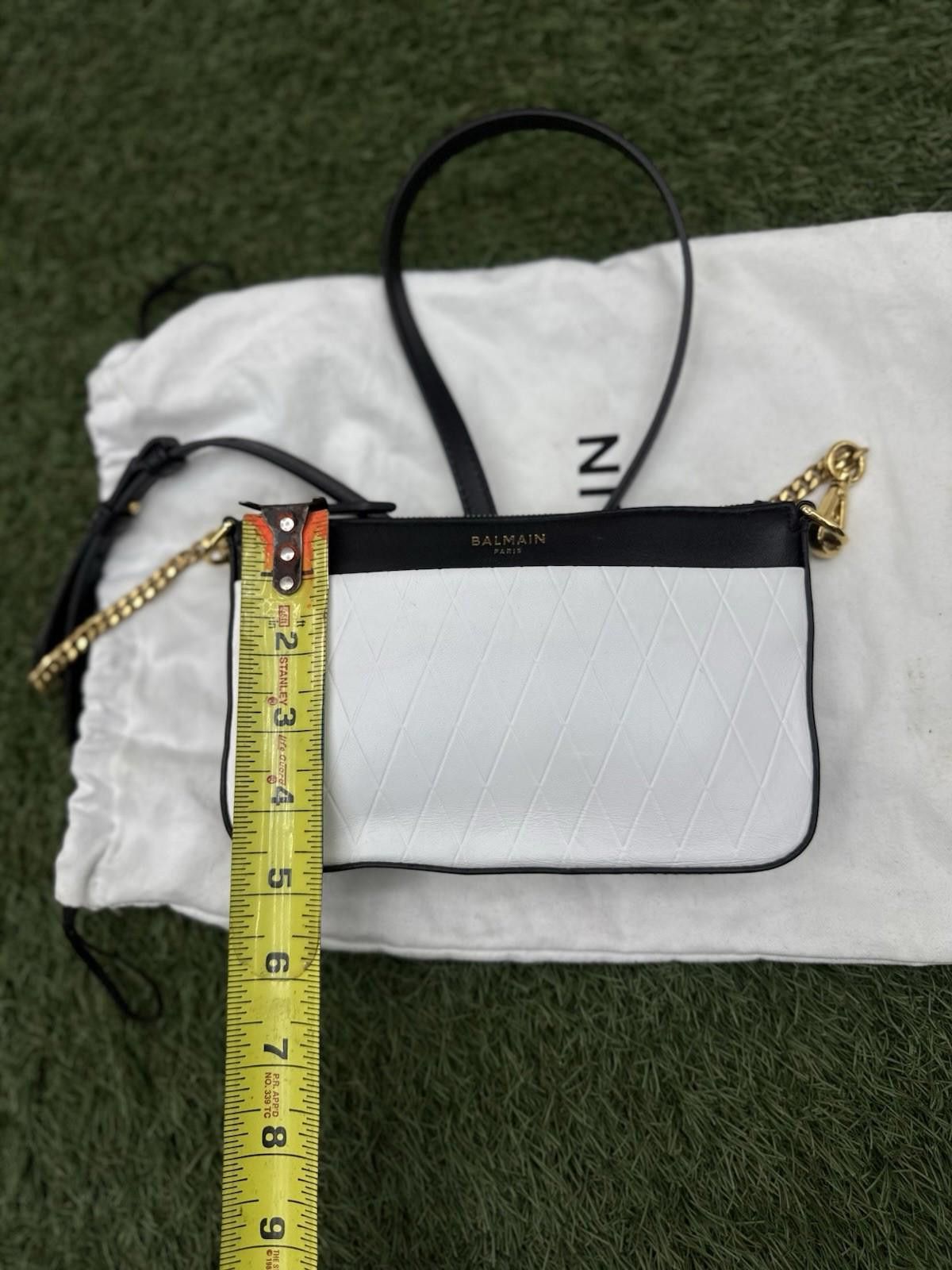 Balmain Authentic Balmain Leather White Crossbody Bag Chain Strap Size ONE SIZE - 12 Thumbnail