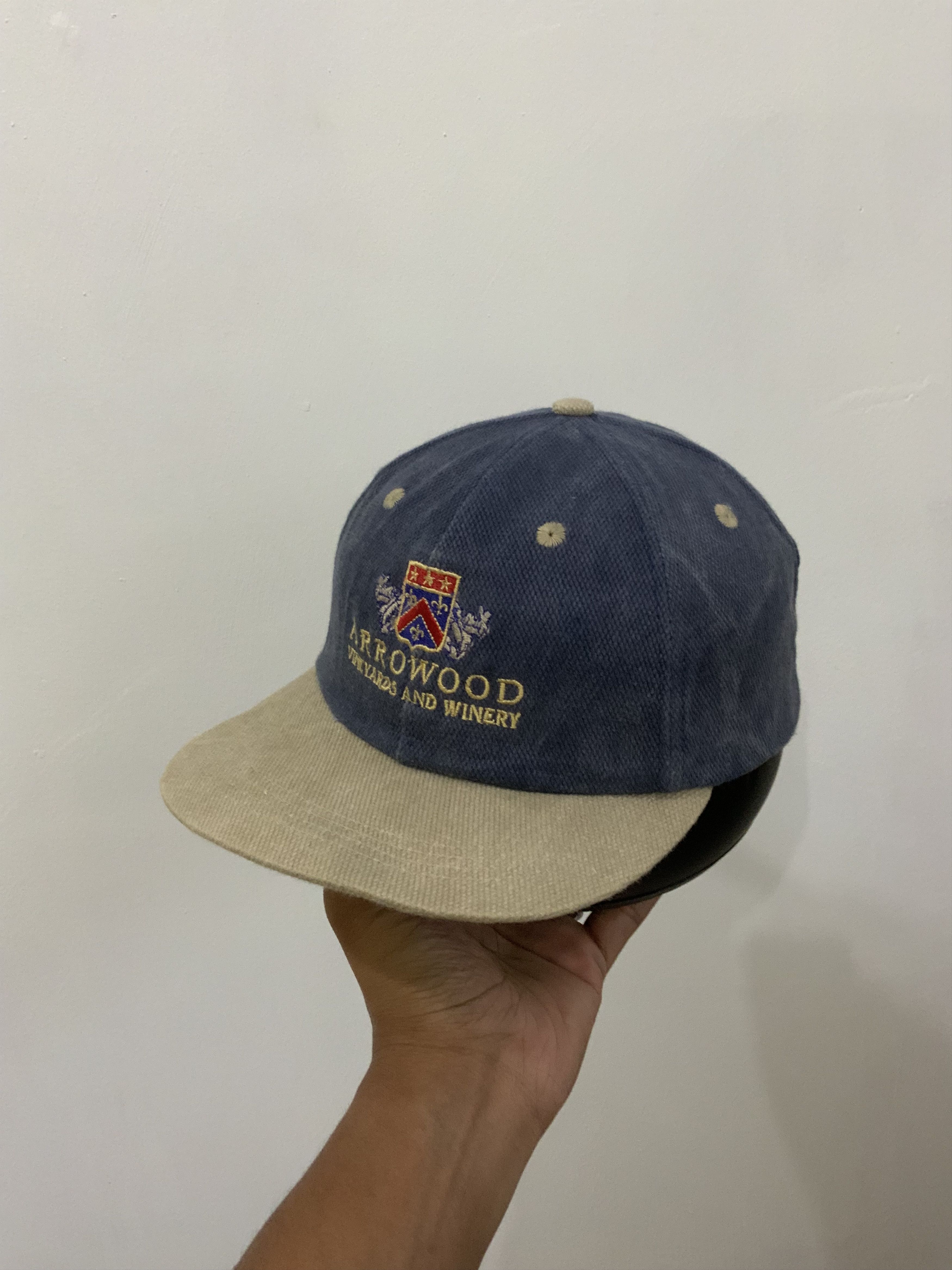 Vintage Vintage Arrowood Vineyard and Winery Fade Hat Size ONE SIZE - 1 Thumbnail