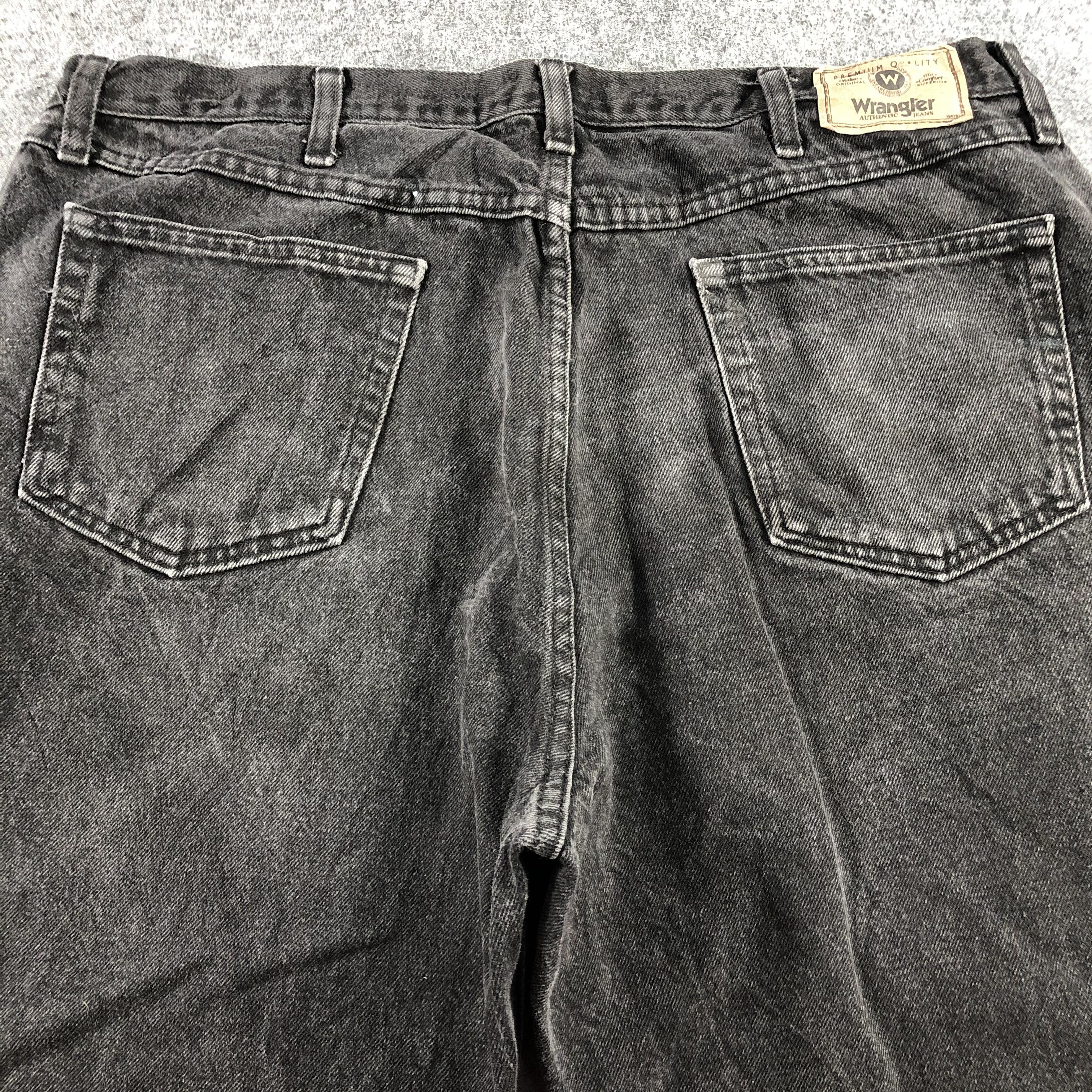 Vintage Vintage Faded Black Wrangler Jeans-J2330 Size US 39 - 4 Thumbnail