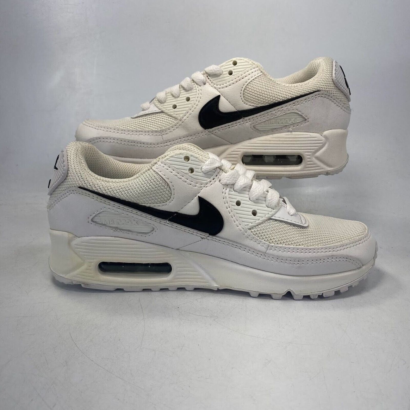 Nike NEW Nike Air Max 90 Women's White Black Sneaker CQ2560 101 Size US 5.5 / EU 38 - 3 Thumbnail