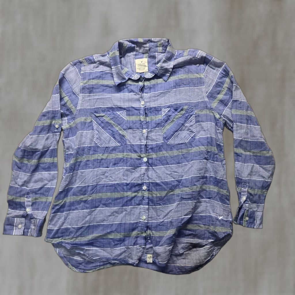 American Eagle Outfitters American Eagle Outfitters Blue Plaid Button-Up Shirt Women's XL Roll Tab Long Sleeve Size XL / US 12-14 / IT 48-50 - 1 Thumbnail
