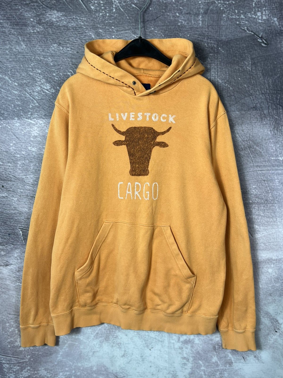 Japanese Brand × R.Newbold × Vintage R.Newbold Livestock Cargo Bull Japanese Orange Hoodie Size US XL / EU 56 / 4 - 1 Thumbnail