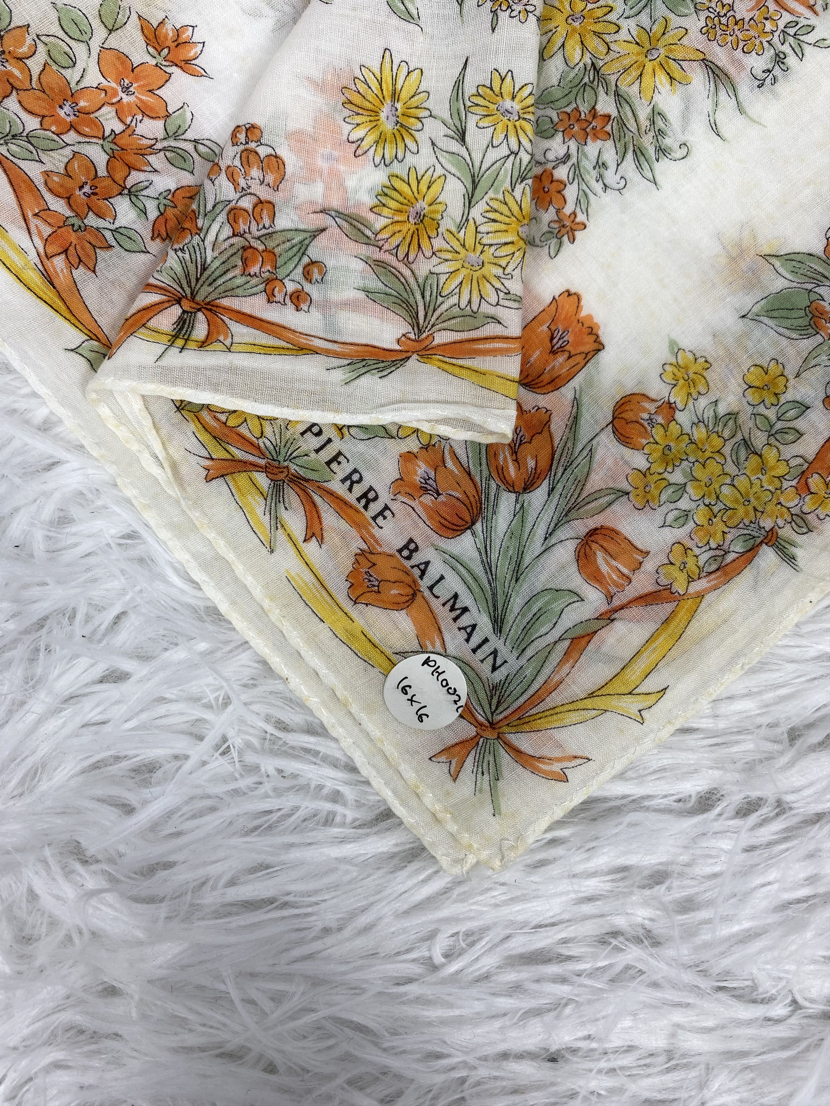 Pierre Balmain × Vintage Vintage Pierre Balmain Handkerchief PH0021 Size ONE SIZE - 2 Thumbnail