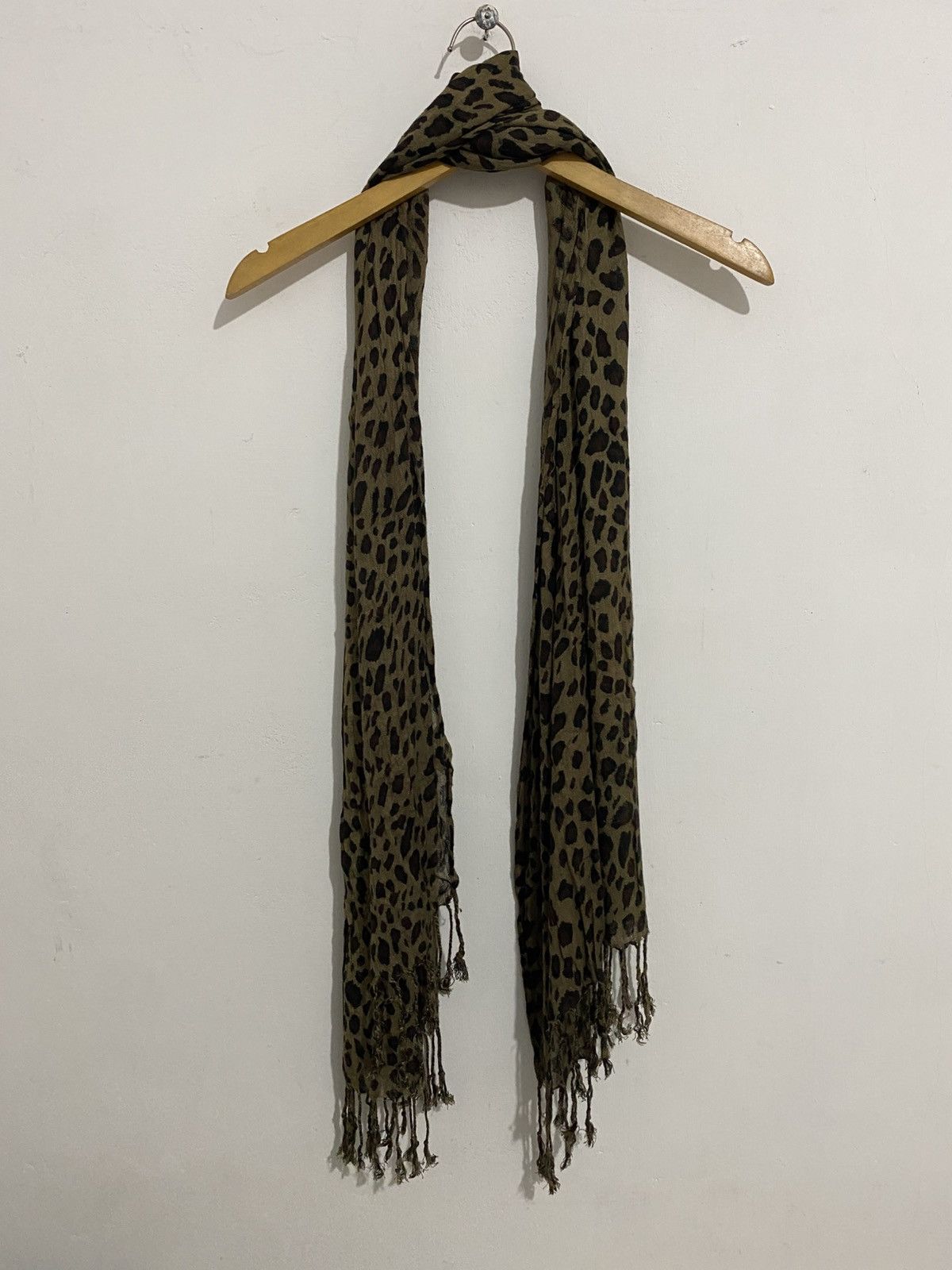 Japanese Brand Japanese Scarf Camo Tiger Kmrii Vkei Styled Size ONE SIZE - 1 Thumbnail