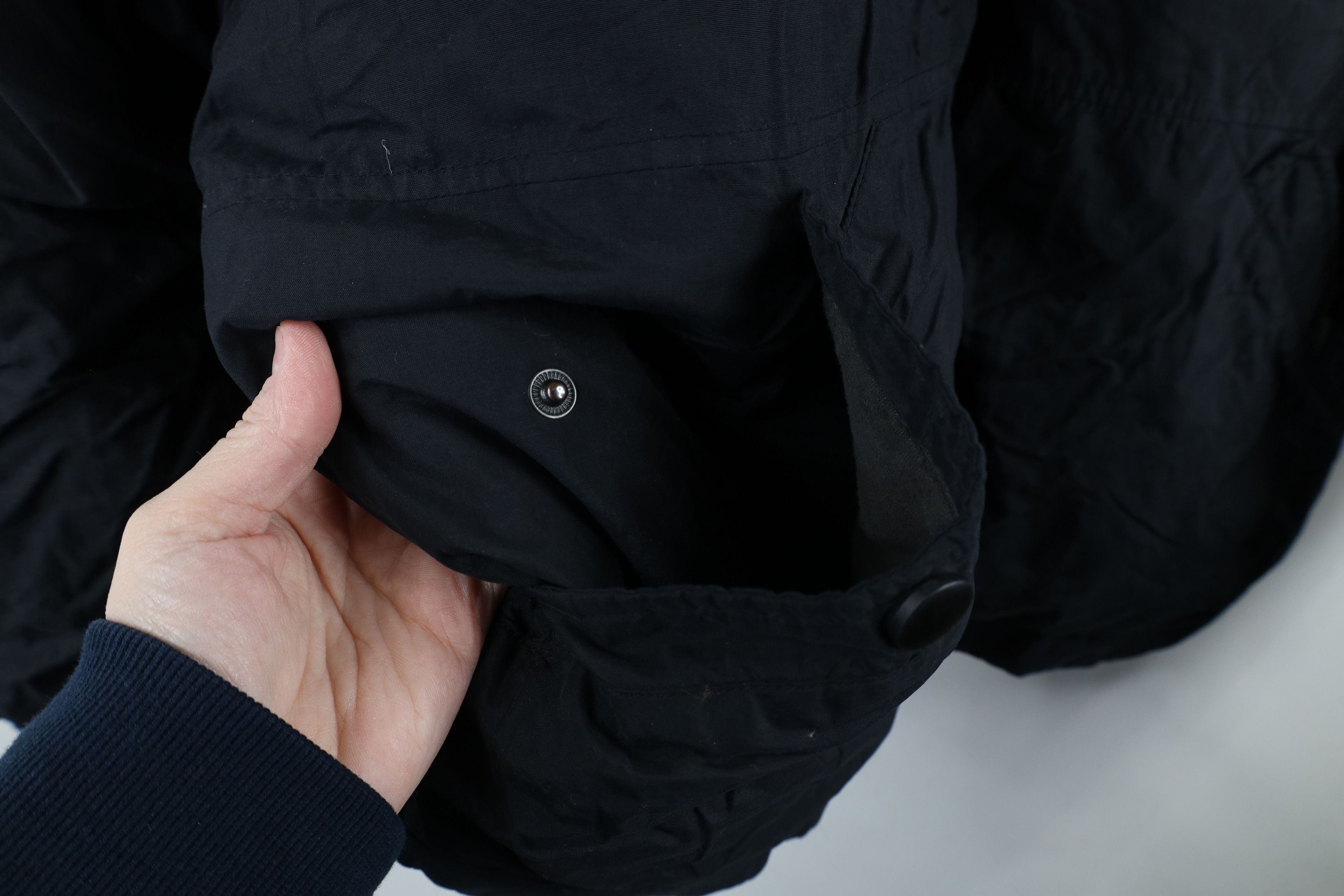 Vintage Vintage 90s Streetwear Down Insulated Puffer Jacket Black Size US L / EU 52-54 / 3 - 7 Thumbnail