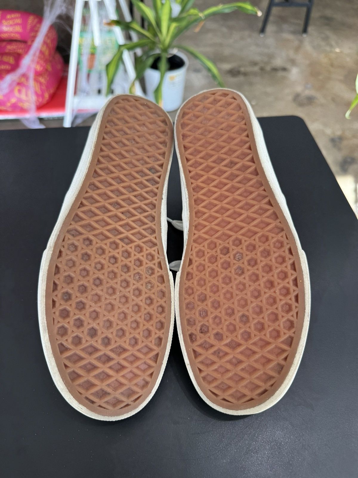 Comme des Garcons × Vans CDG Comme Des Garçons x Vans Authentic Sz. 5.5M / 7W Size US 5.5 / EU 38 - 9 Thumbnail