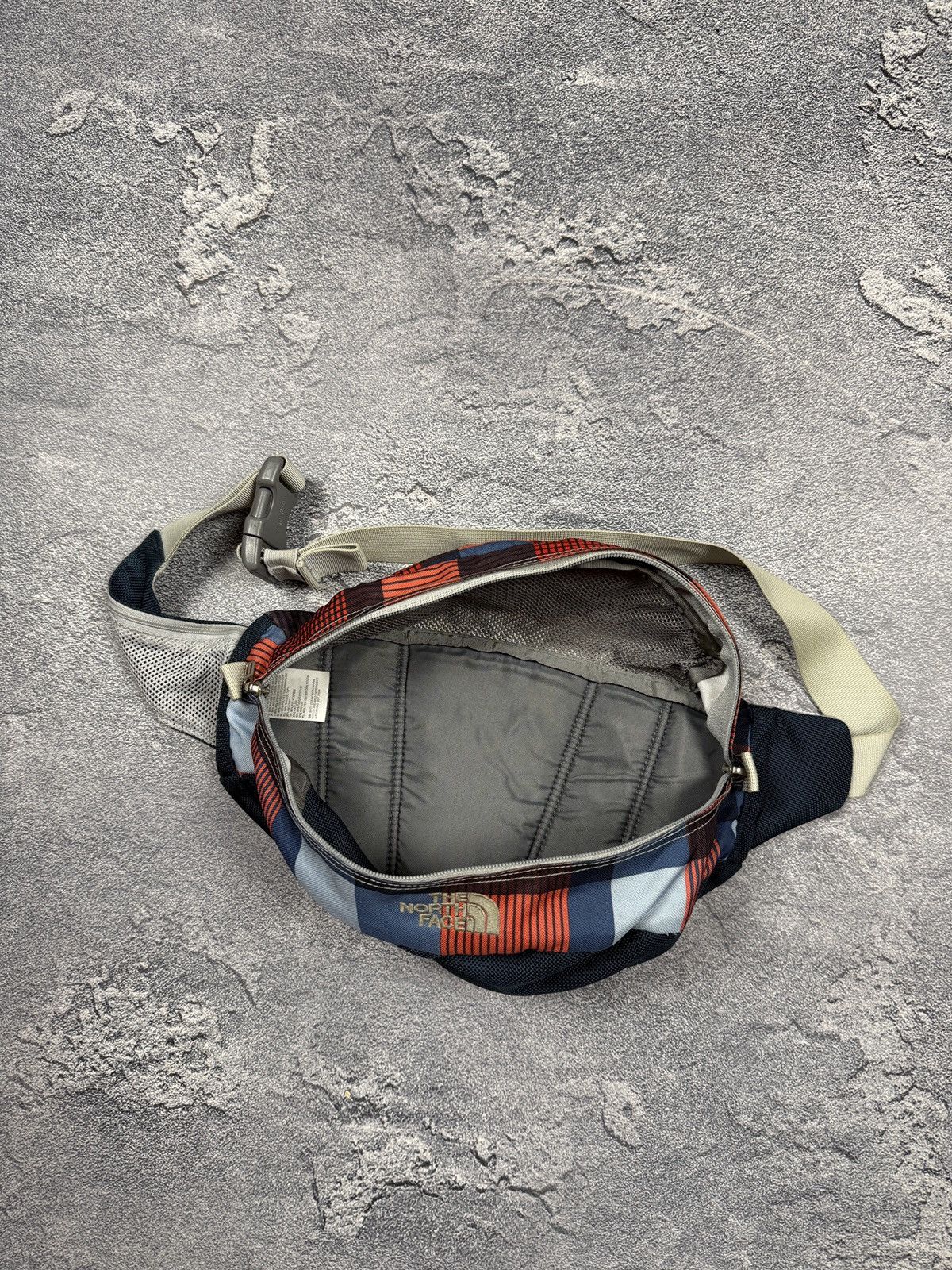 The North Face × Vintage Vintage The North face TNF Bag Messenger Bag vintage Size ONE SIZE - 3 Thumbnail