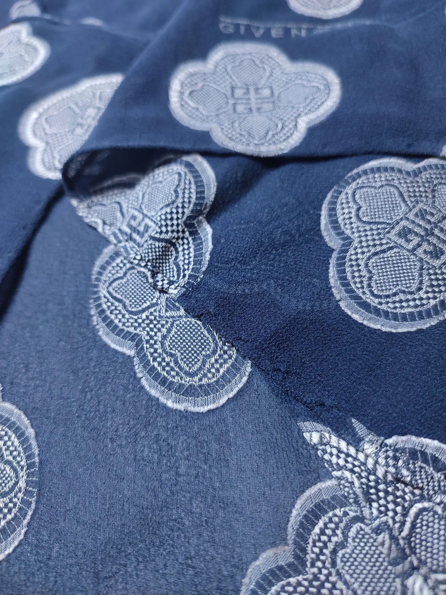 Givenchy Givenchy Logo 4G Monogram Vintage Silk Scarf Size ONE SIZE - 18 Thumbnail