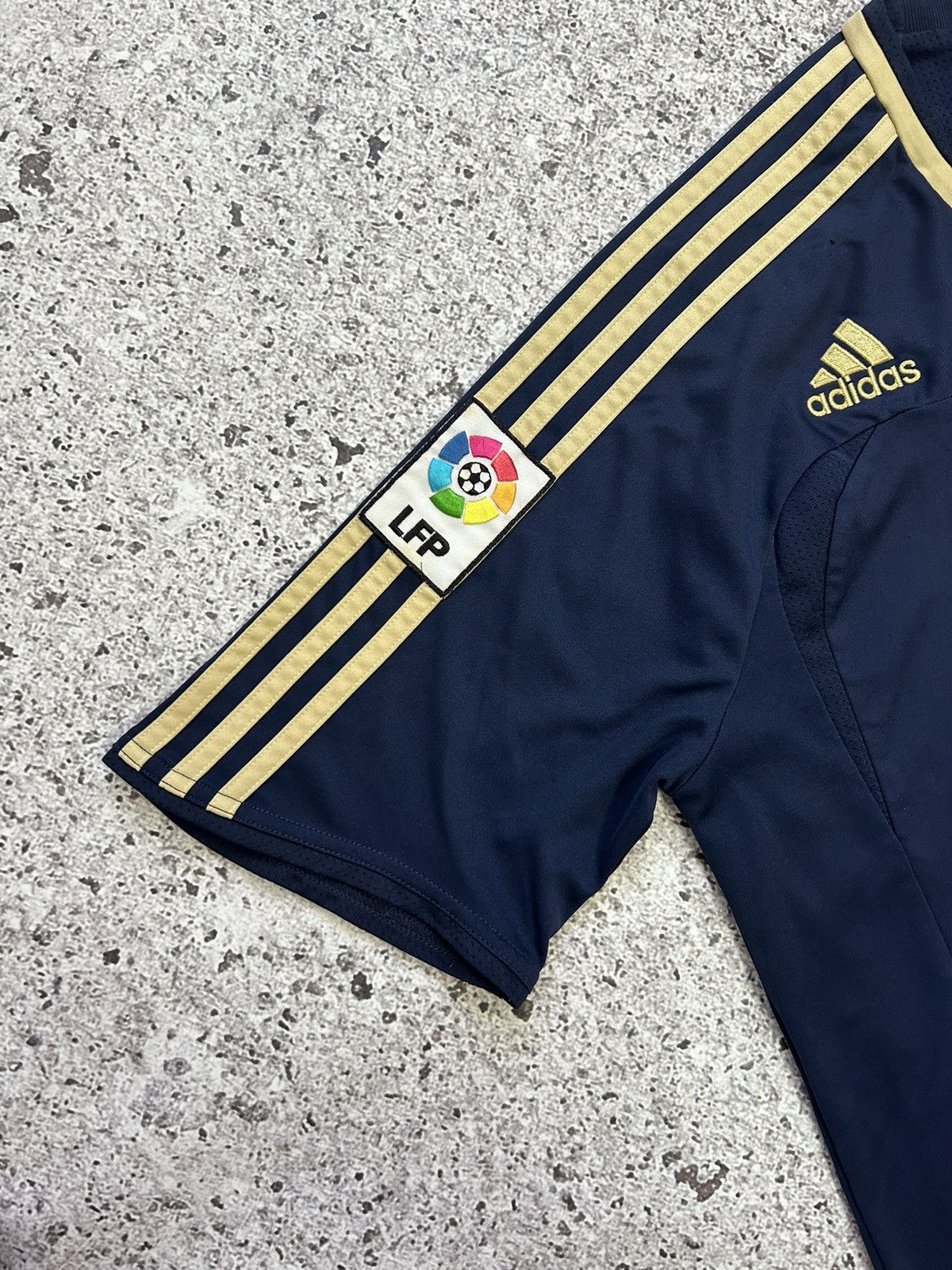 Adidas Adidas Real Madrid 2007 2008 Away Football Soccer Jersey Size US M / EU 48-50 / 2 - 15 Thumbnail