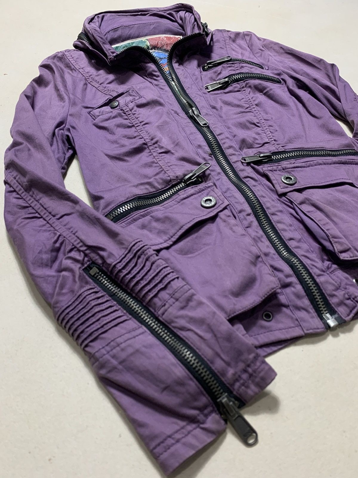 Vintage Vintage Lois Spanish Archive Bono Multi Pocket Zipper Size US XS / EU 42 / 0 - 6 Thumbnail