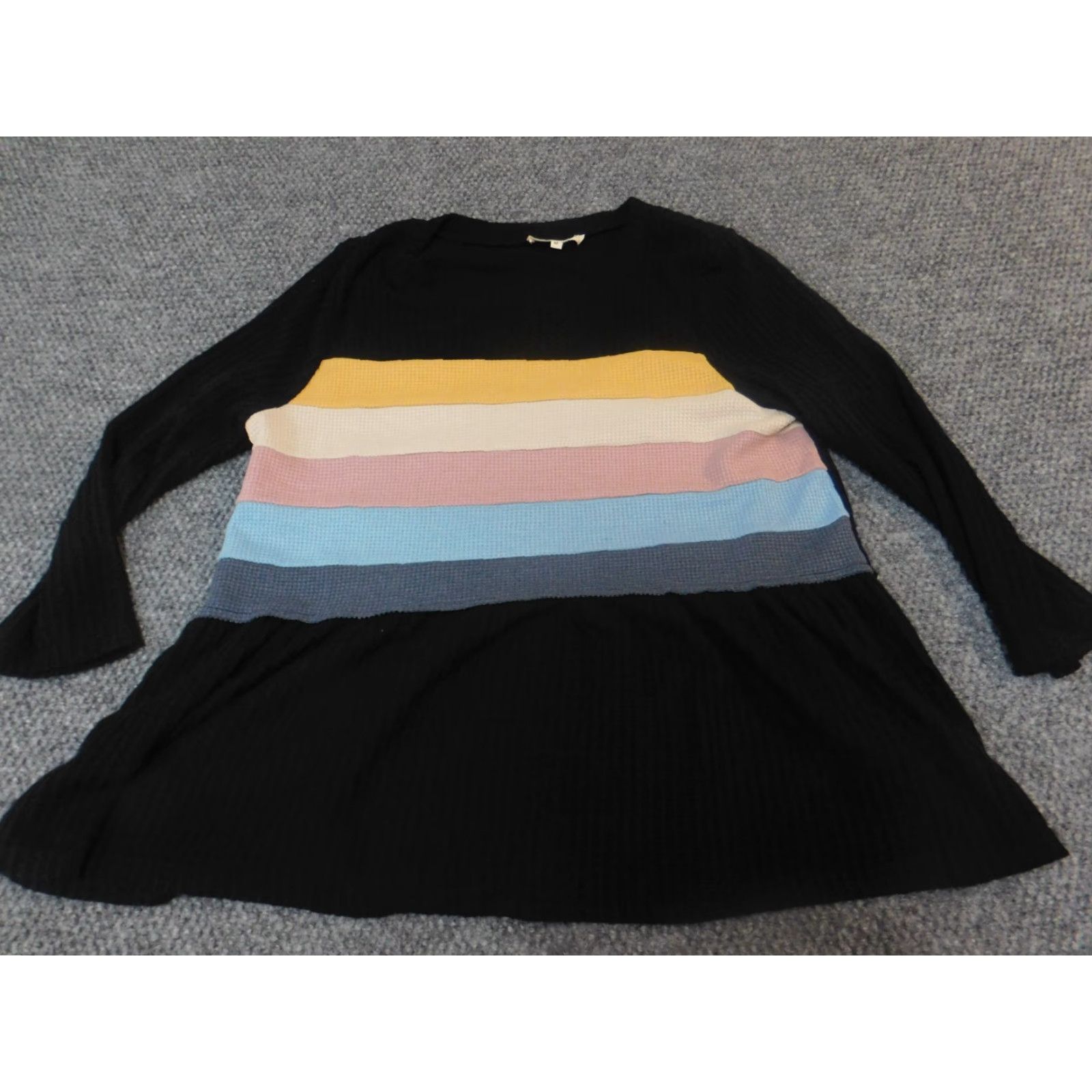 Vintage Entro Sweater Shirt Women M Black Striped Ruffles Pullover Crew Neck Long Sleeve Balloon Knit Polyester Modern Size M / US 6-8 / IT 42-44 - 2 Thumbnail