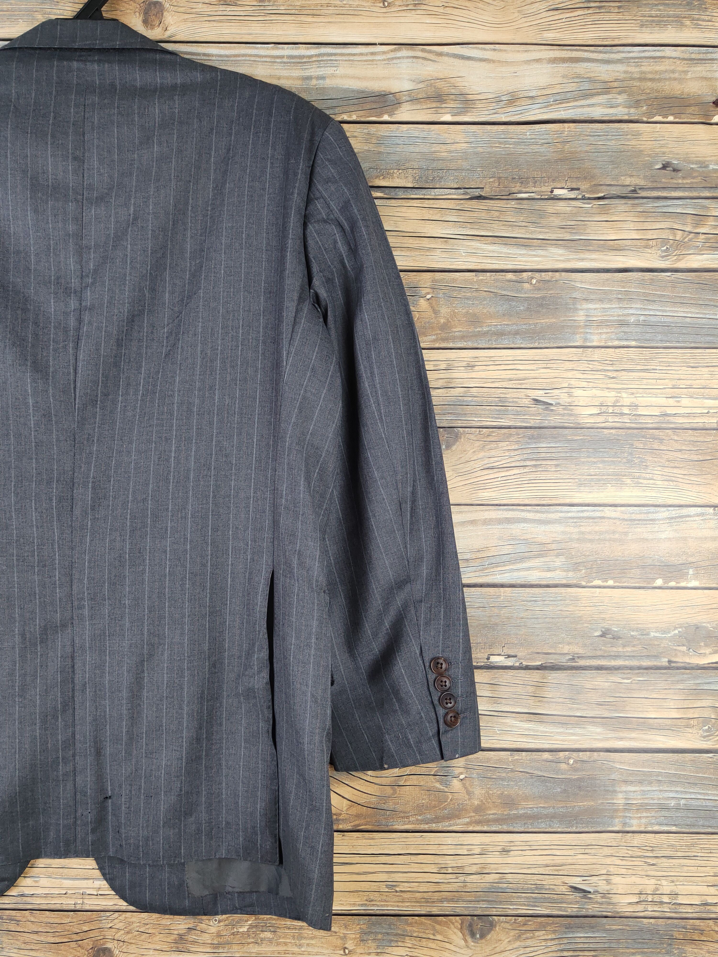 Burberry × Vintage Vintage Burberry Dark Gray Blazers Distressed minor. Size US L / EU 52-54 / 3 - 11 Thumbnail