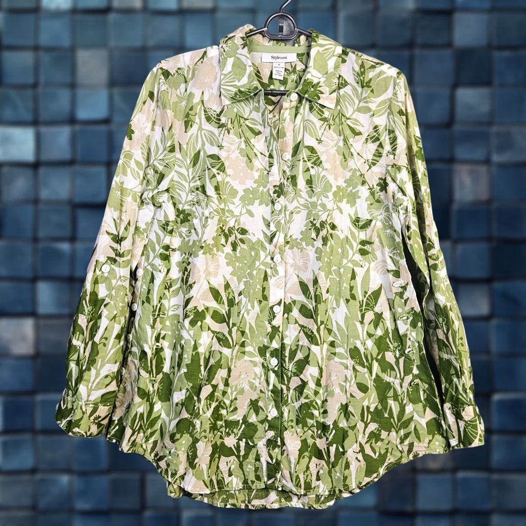 Style & Co Style&Co Women's Green Floral Printed Side Buttons Up Long Sleeve Shirt Sz 8 Size M / US 6-8 / IT 42-44 - 1 Thumbnail