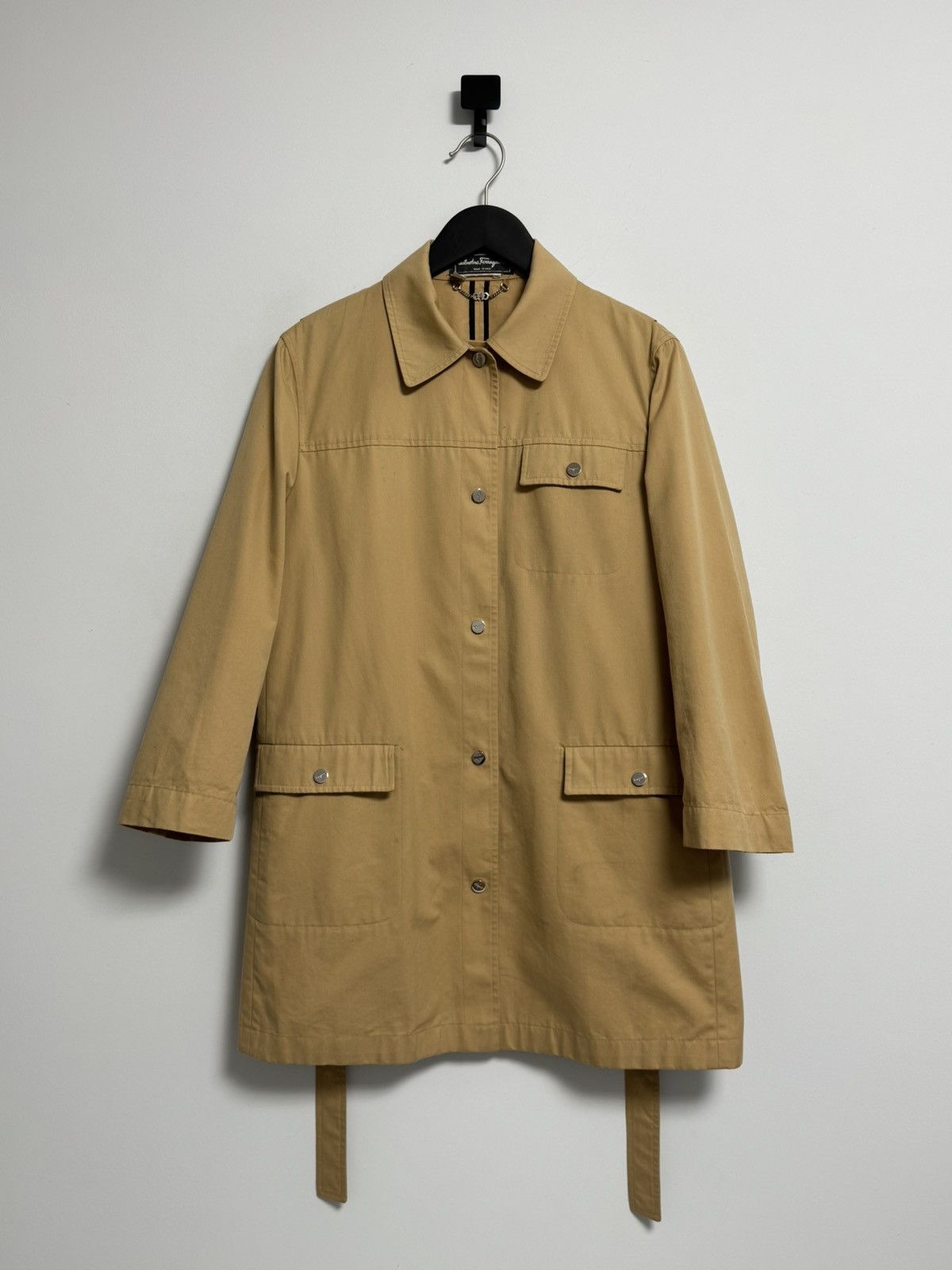 Salvatore Ferragamo Vintage Salvatore Ferragamo Monogram Inside Trench Jacket Size M / US 6-8 / IT 42-44 - 1 Thumbnail