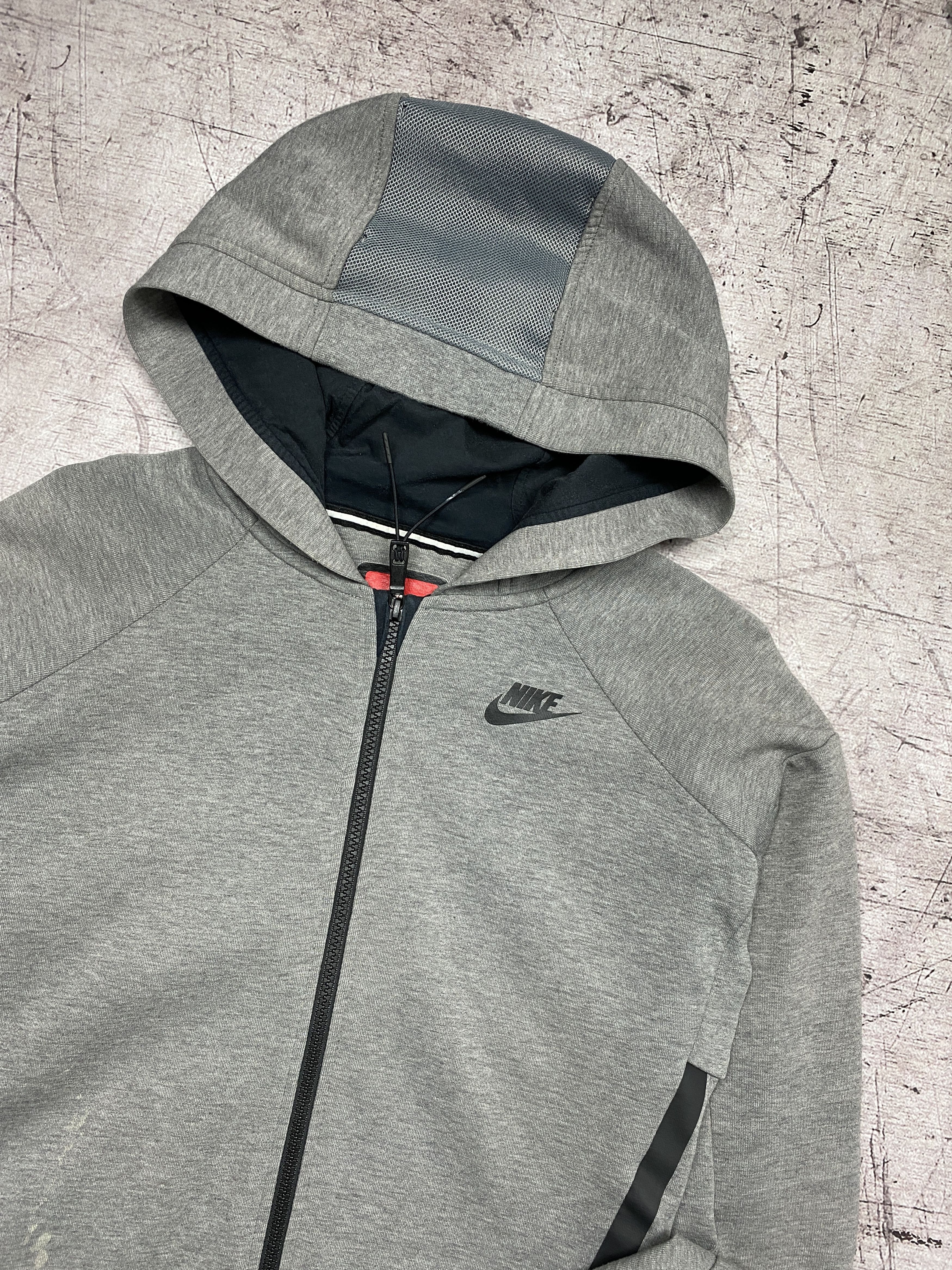 Nike Nike Tech Fleece Womens Oversized Zip Hoodie Size XS / US 0-2 / IT 36-38 - 2 Thumbnail