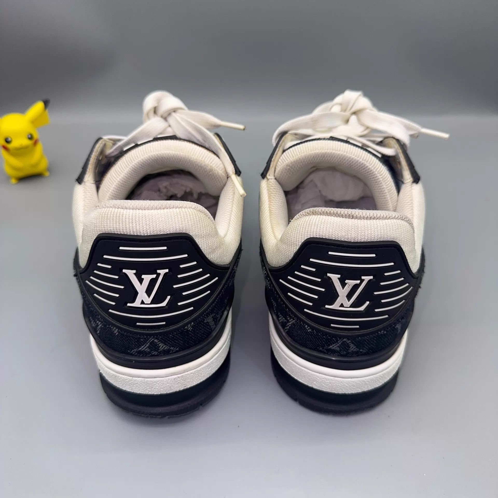 Louis Vuitton LOUIS VUITTON Trainer Panda White/Black 39.5 Size US 6.5 / EU 39-40 - 3 Thumbnail