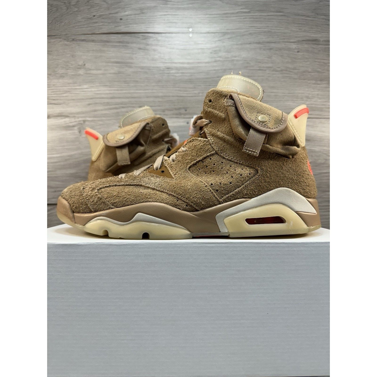 Jordan Brand × Travis Scott Jordan 6 Retro x Travis Scott British Khaki - Size 10 Size US 10 / EU 43 - 1 Thumbnail