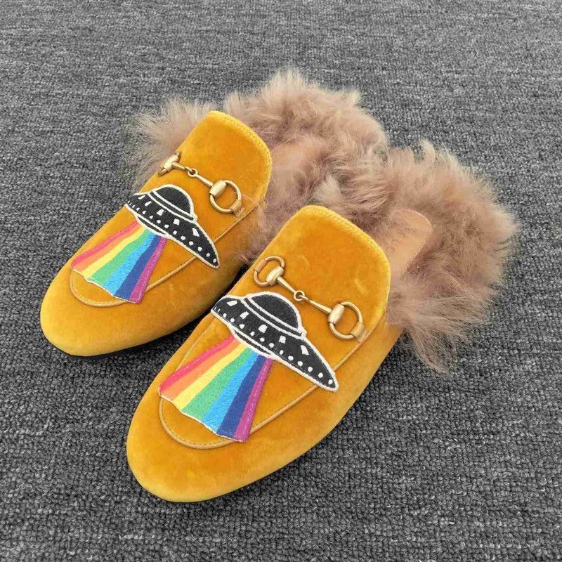 Gucci Gucci Rainbow UFO Embroidered Fur Slippers Size US 7.5 / EU 40-41 - 1 Thumbnail