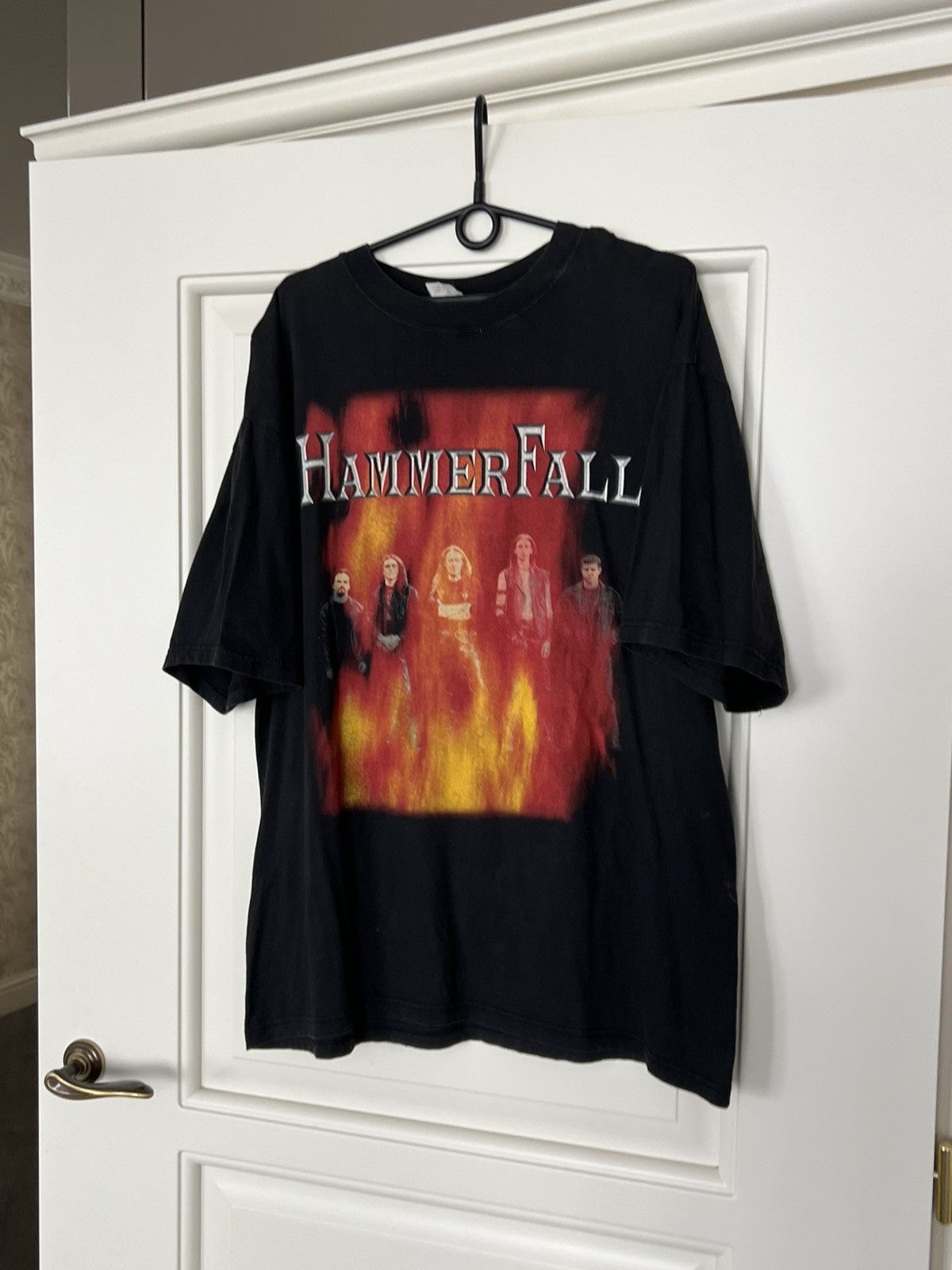 Band Tees Vintage Hammer Fall Band Tee Rock 90s T-Shirt Size US XL / EU 56 / 4 - 2 Thumbnail