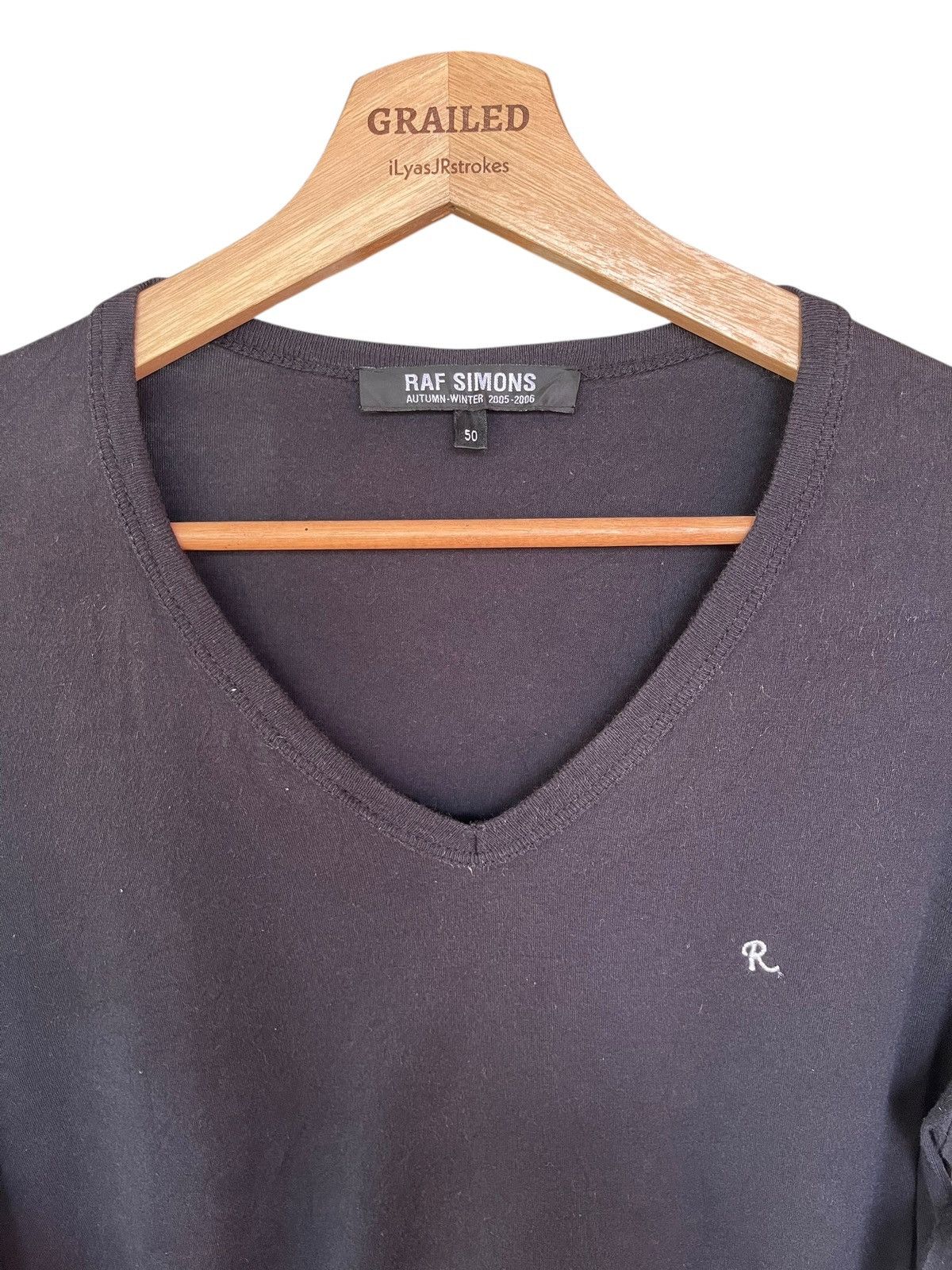 Raf Simons A/W 2005-2006 Raf Simons R Small Logo Long Sleeve Tee Size US S / EU 44-46 / 1 - 8 Thumbnail