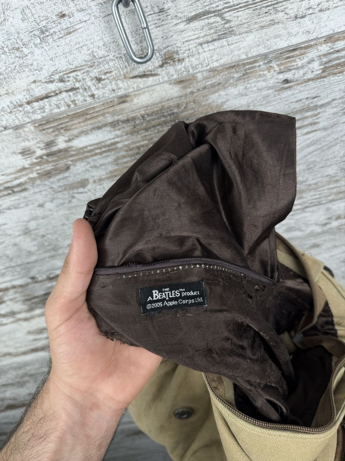 Vintage Mens Vintage The Beatles Leather archive 2005 bag rare rock Size ONE SIZE - 19 Thumbnail