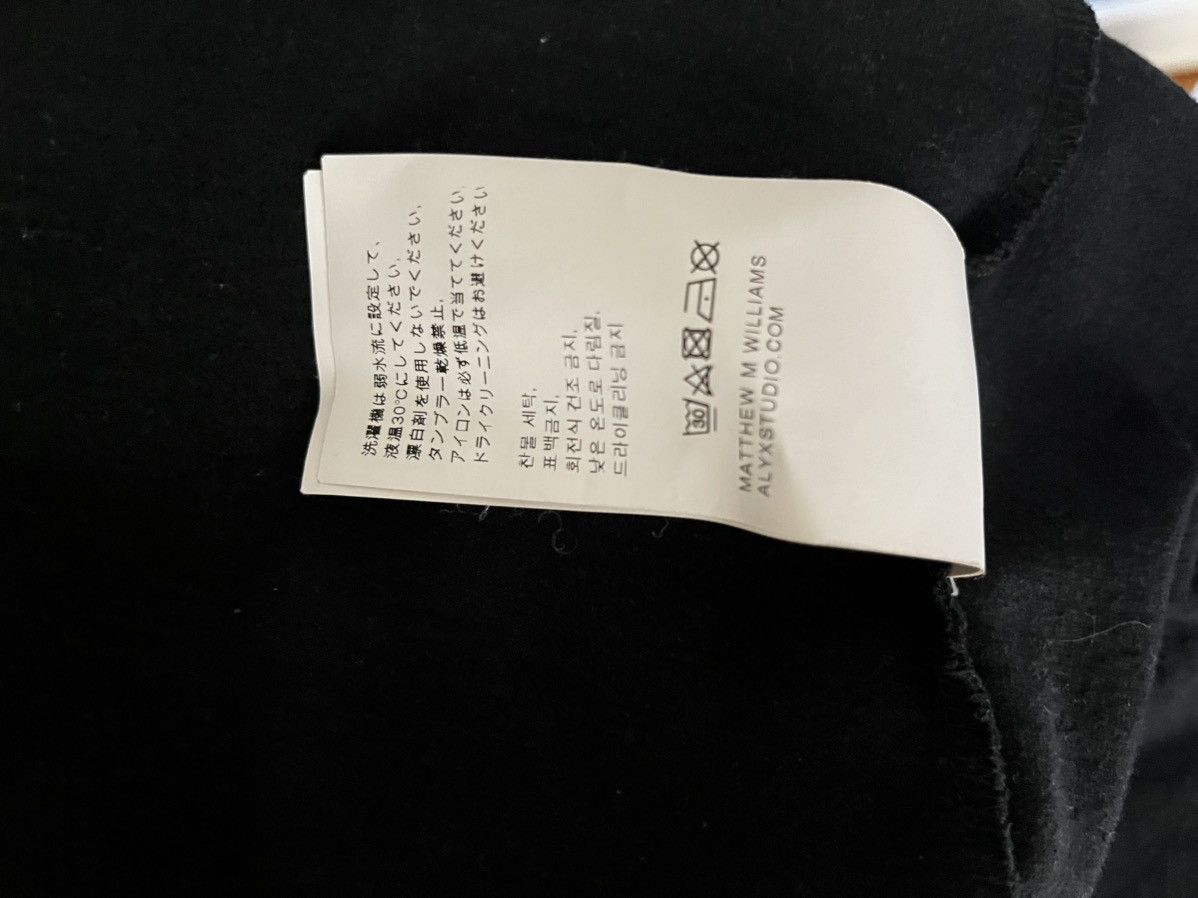 1017 ALYX 9SM 1017 ALYX 9SM Long Sleeve T-Shirt Size US M / EU 48-50 / 2 - 5 Thumbnail
