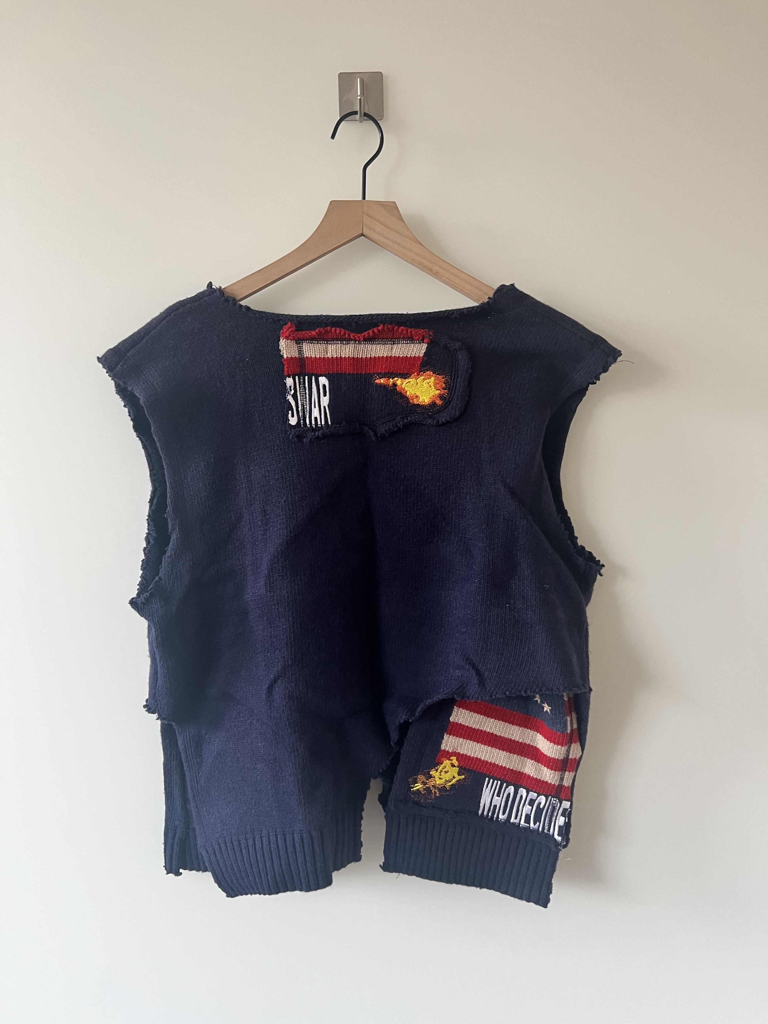 Ev Bravado Who Decides War “L'Ardeur”Sweater Vest Size US M / EU 48-50 / 2 - 2 Thumbnail