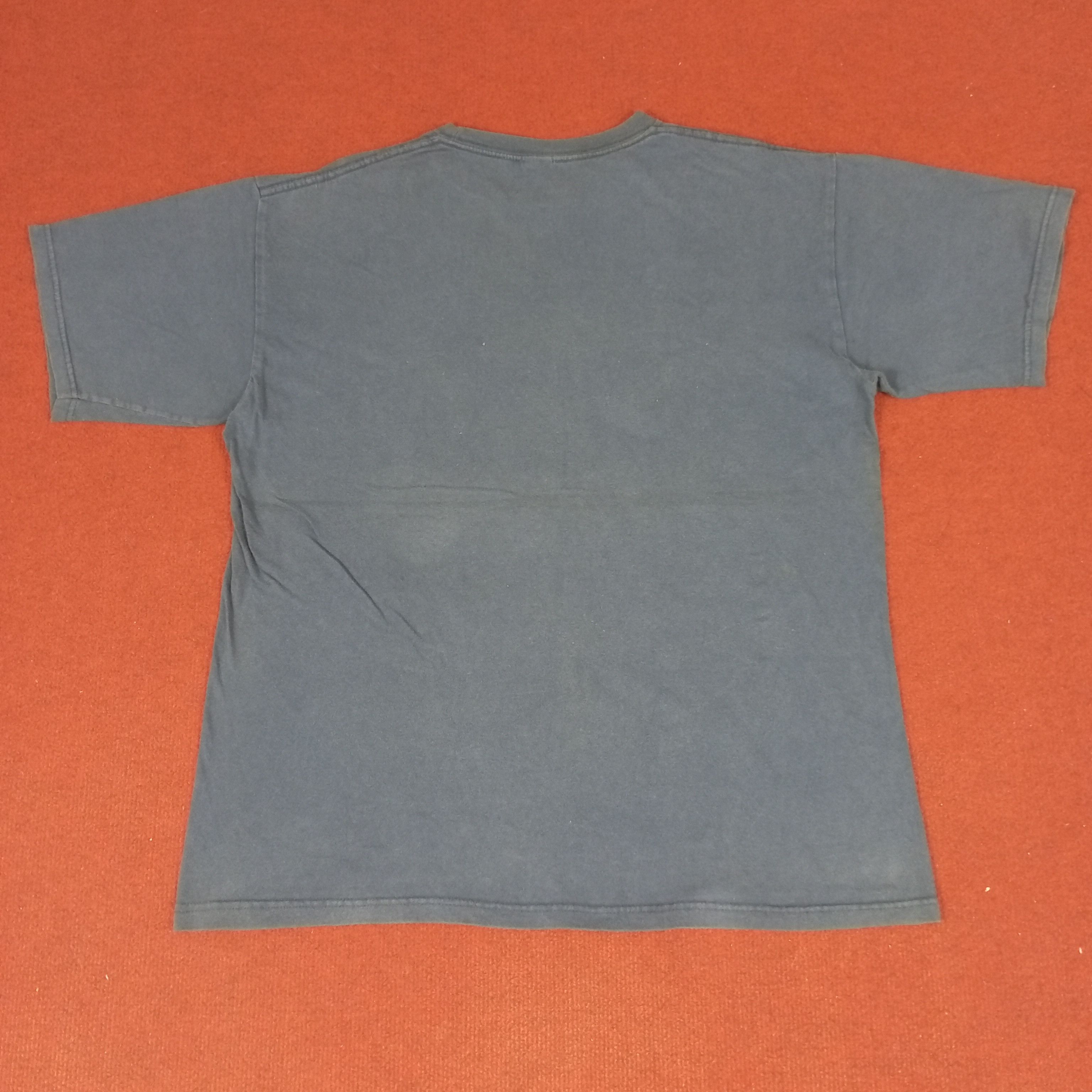 Obey × Vintage Obey Streetwear Skateboard Style Tshirt Size US L / EU 52-54 / 3 - 3 Thumbnail
