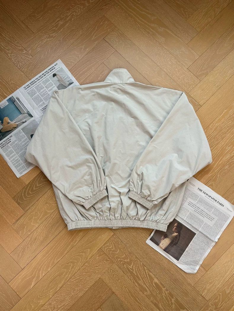 Balenciaga Balenciaga Solid Color Collar Zipper Jacket Beige Size US S / EU 44-46 / 1 - 2 Thumbnail