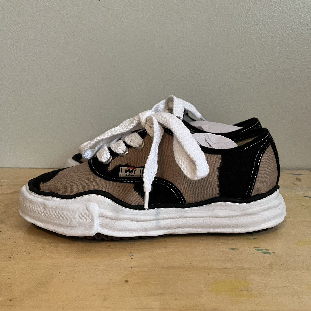 Maison MIHARA YASUHIRO Cow Print Baker Low Shoe Size US 8 / EU 41 - 5 Thumbnail