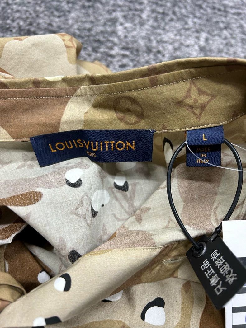 Louis Vuitton Louis Vuitton Desert Camo Patchwork Old Flower Shirt Size US L / EU 52-54 / 3 - 4 Thumbnail