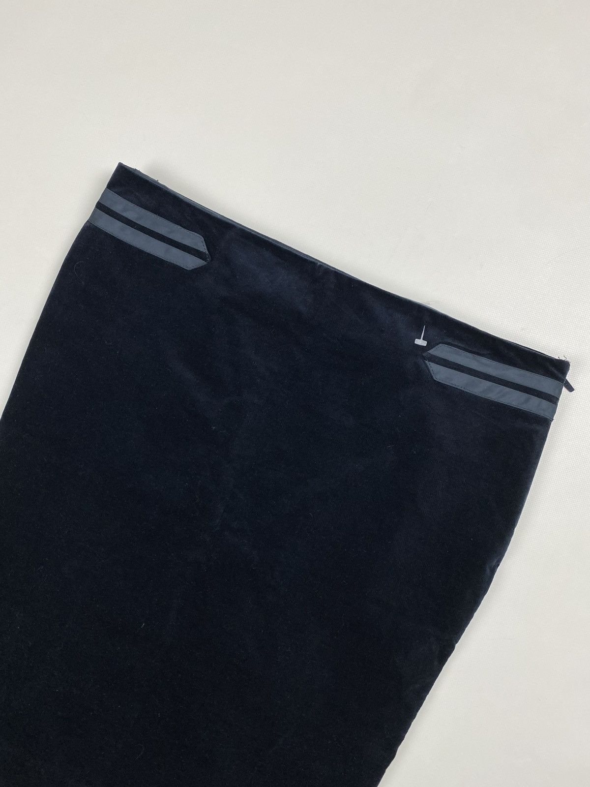 Gucci Gucci By Tom Ford Vintage 2005 Ladies Velour Pencil Skirt Size 32" / US 10 / IT 46 - 4 Thumbnail