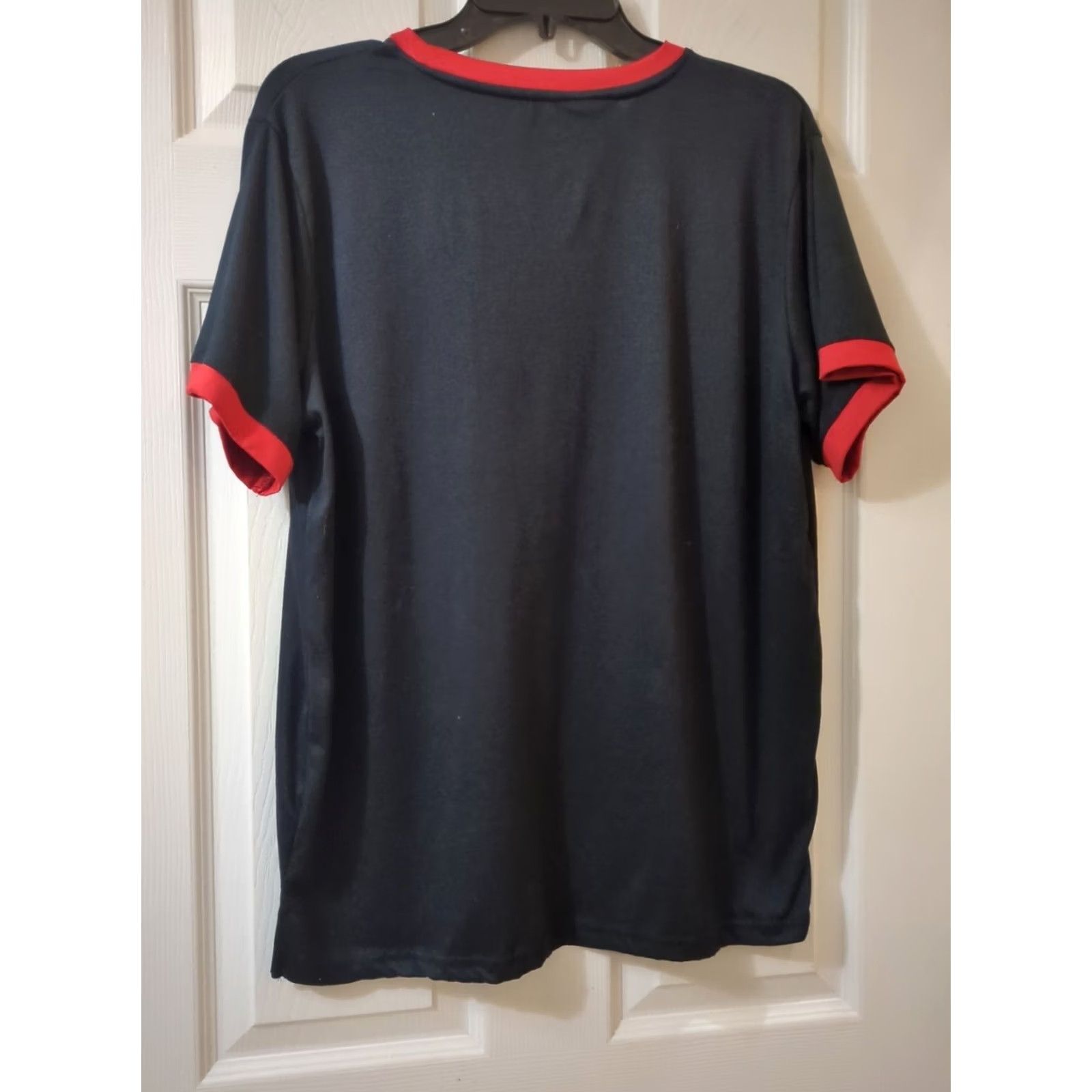 Umbro Umbro Short Sleeve Training Top Mens Regular Black Red Size L Size US L / EU 52-54 / 3 - 4 Thumbnail