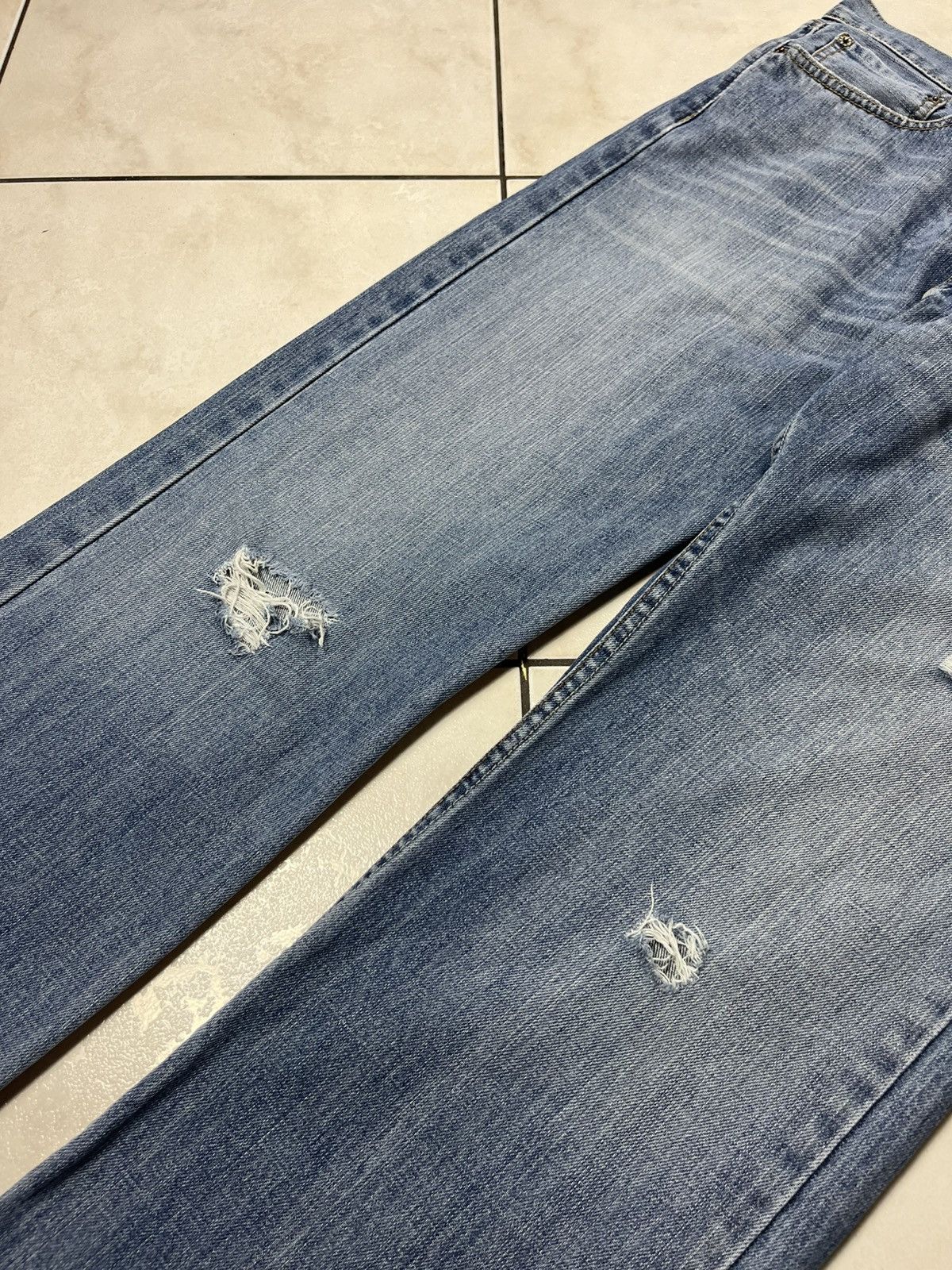 Levi's × Vintage Vintage Levi’s 514 slim straight distressed jeans y2k pants Size US 34 / EU 50 - 8 Thumbnail