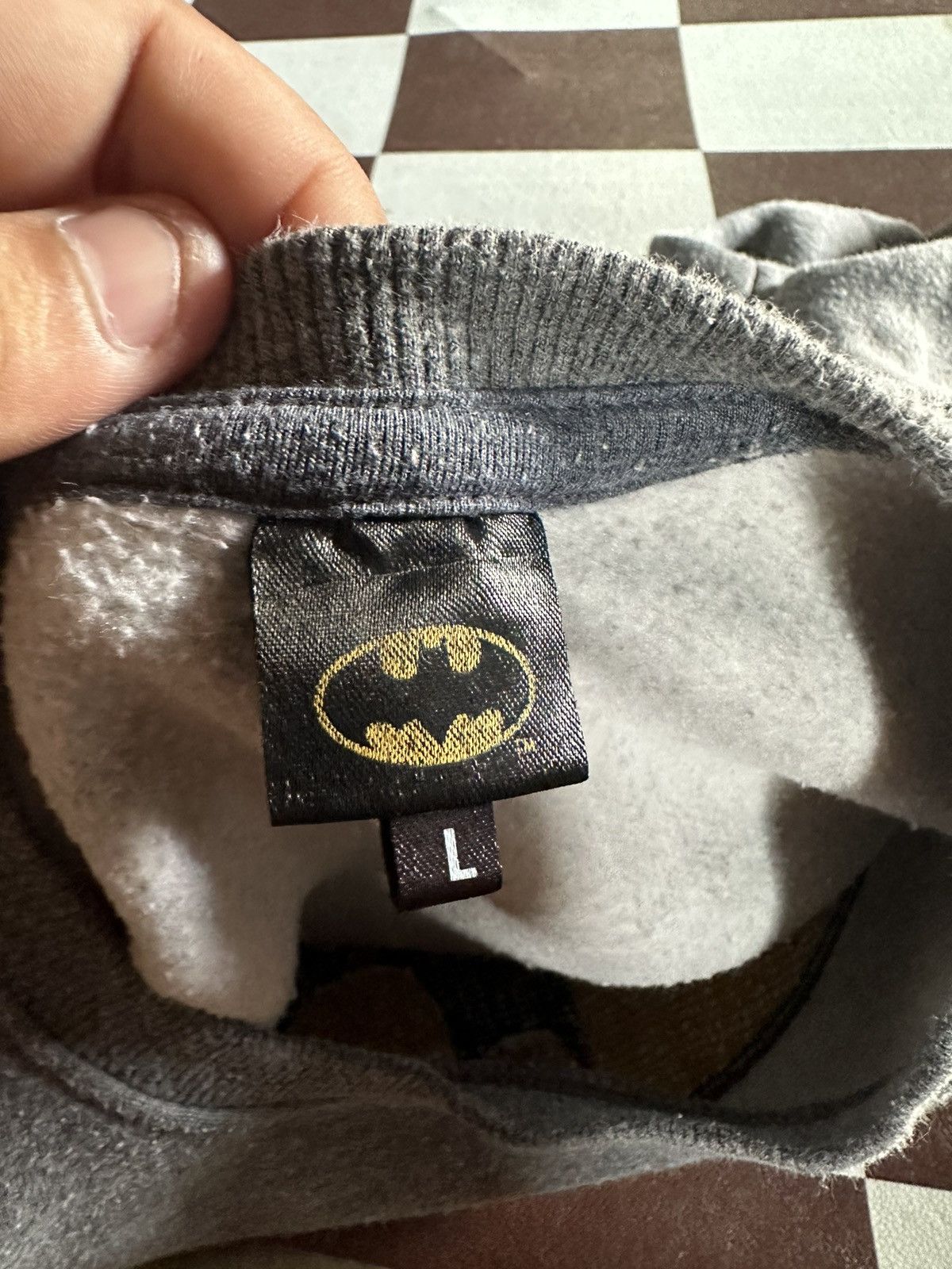 DC Comics Batman center logo sweatshirt Size US L / EU 52-54 / 3 - 5 Thumbnail