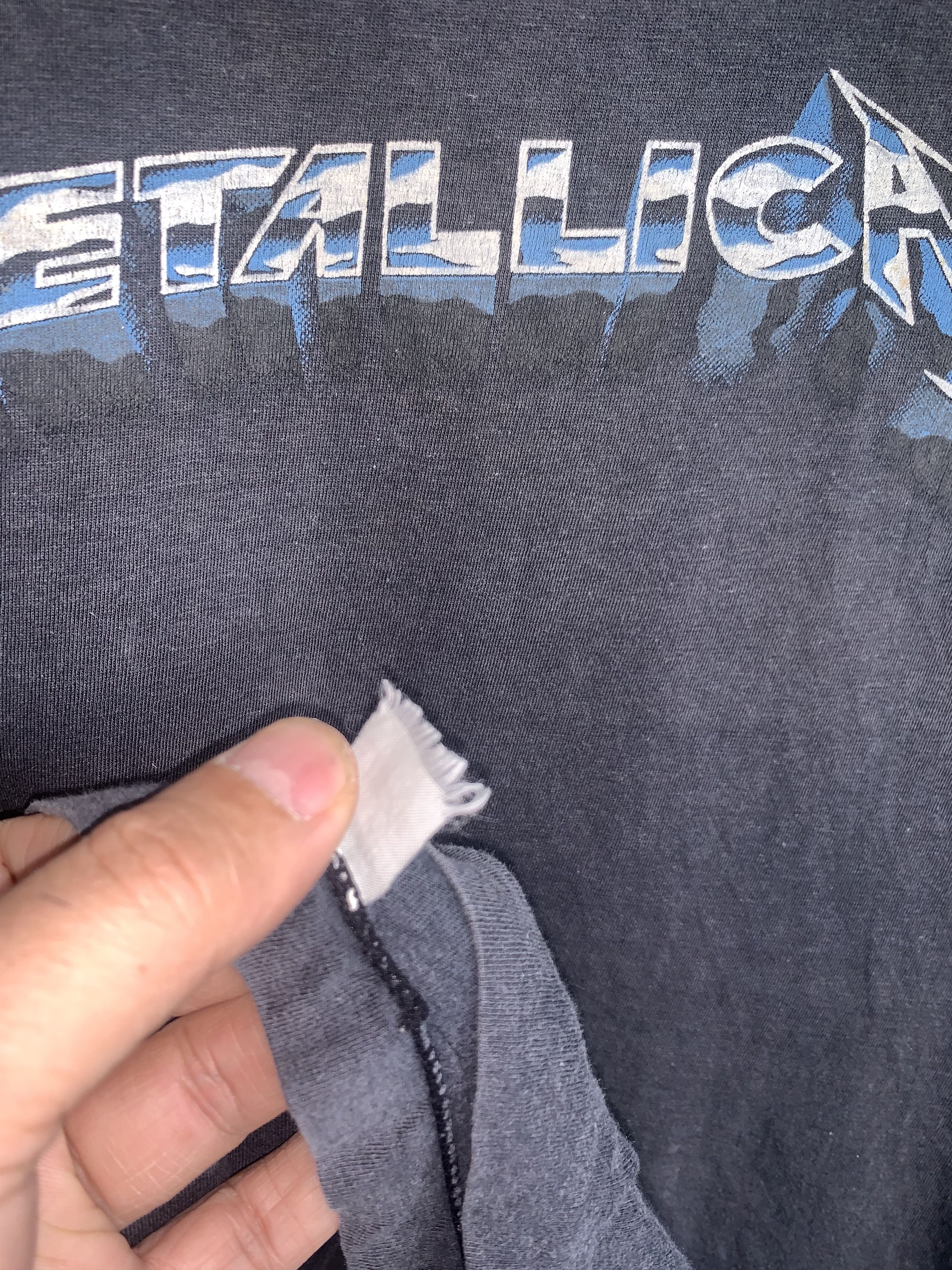 Metallica Metallica Japan Tour 80's Vintage Band T-Shirt Size US M / EU 48-50 / 2 - 6 Thumbnail