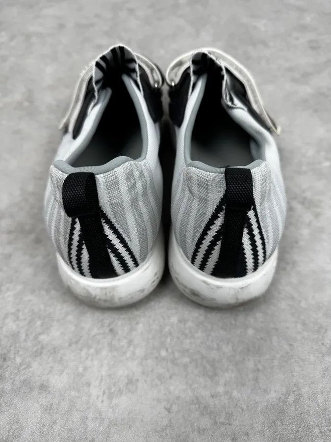Prada Prada Black & White Cloudbust Sneakers Size US 6 / IT 36 - 5 Thumbnail