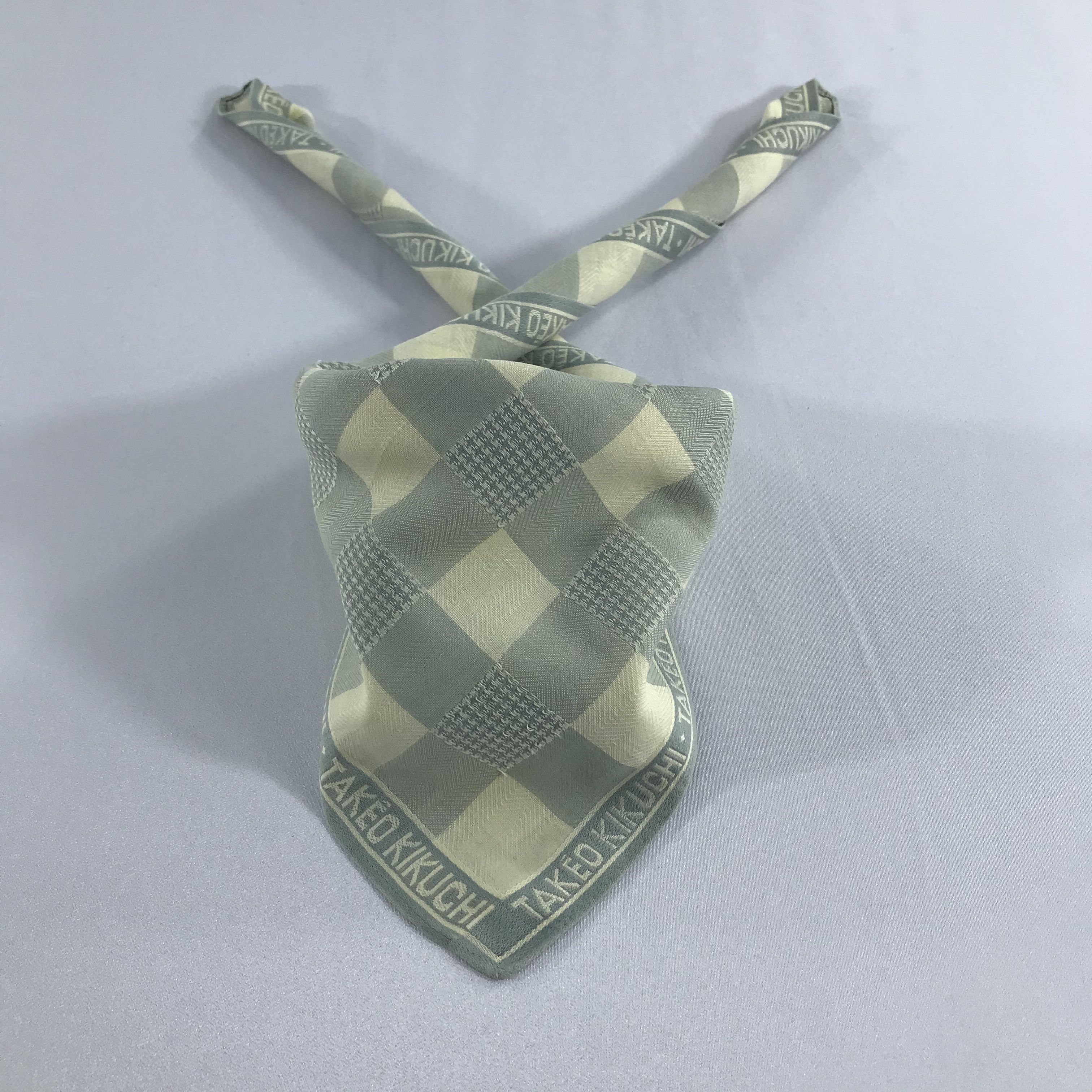 Takeo Kikuchi Takeo Kikuchi Handkerchief Neckerchief Bandana H1105 Size ONE SIZE - 1 Thumbnail
