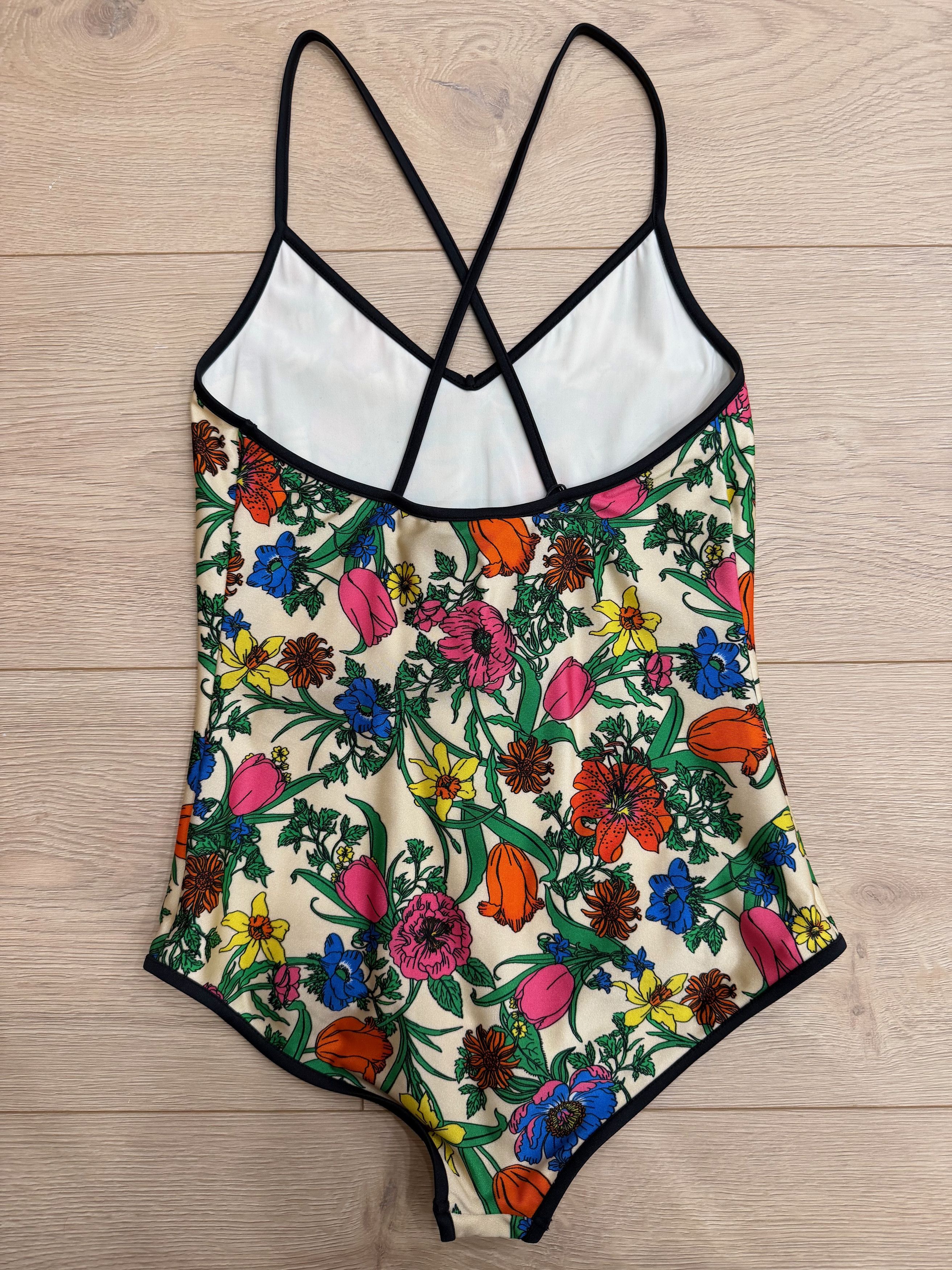 Gucci Gucci Floral Print Logo 1 Piece Swimsuit Bathingsuit S Small Size S / US 4 / IT 40 - 8 Thumbnail