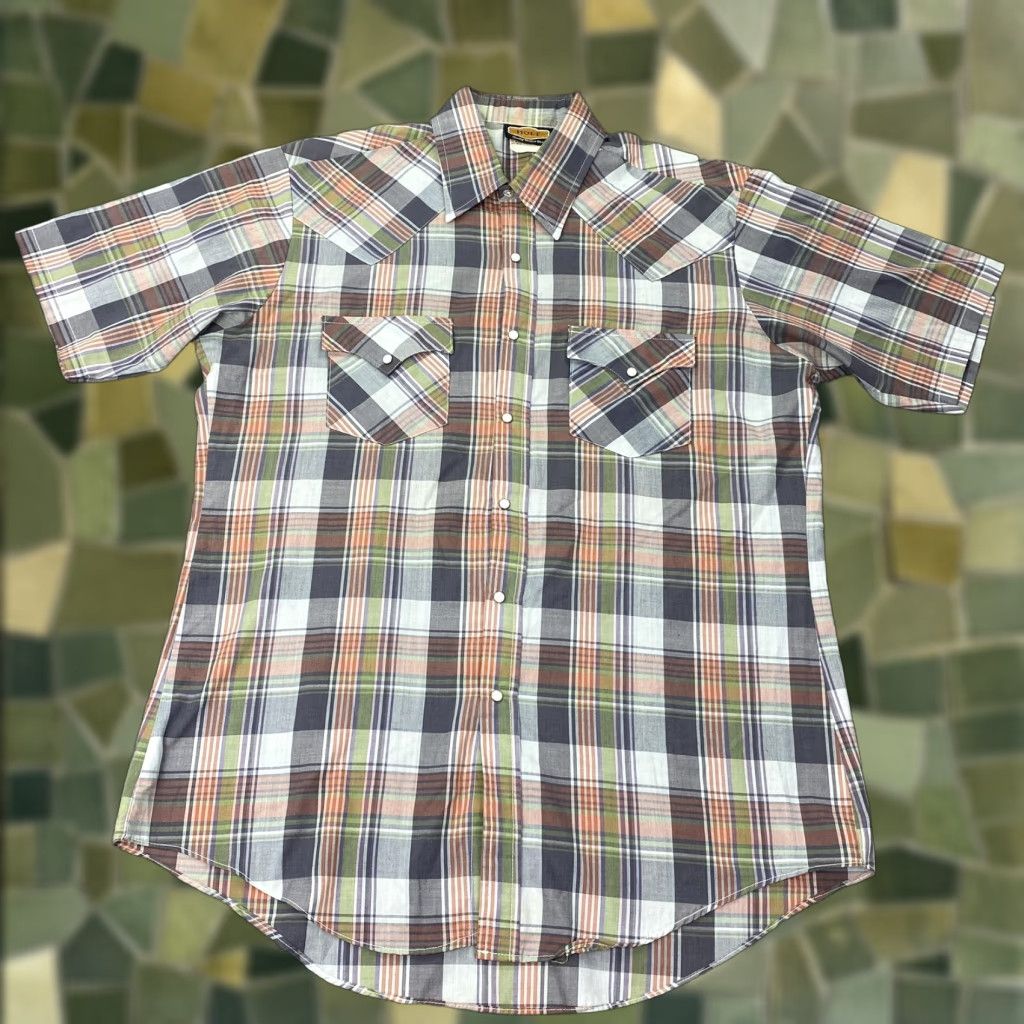 Vintage VINTAGE Holt Western Shirt Mens Large Plaid Pearl Snap Short Sleeve Made USA WLM6200-1 Size US L / EU 52-54 / 3 - 1 Thumbnail