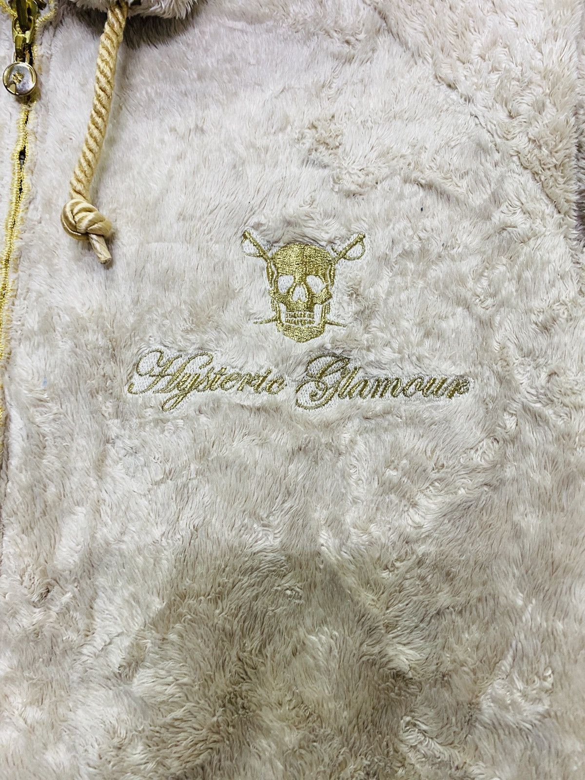 Hypebeast × Hysteric Glamour (L) HYSTERIC GLAMOUR HOODIE FUR JACKET Size XS / US 0-2 / IT 36-38 - 8 Thumbnail