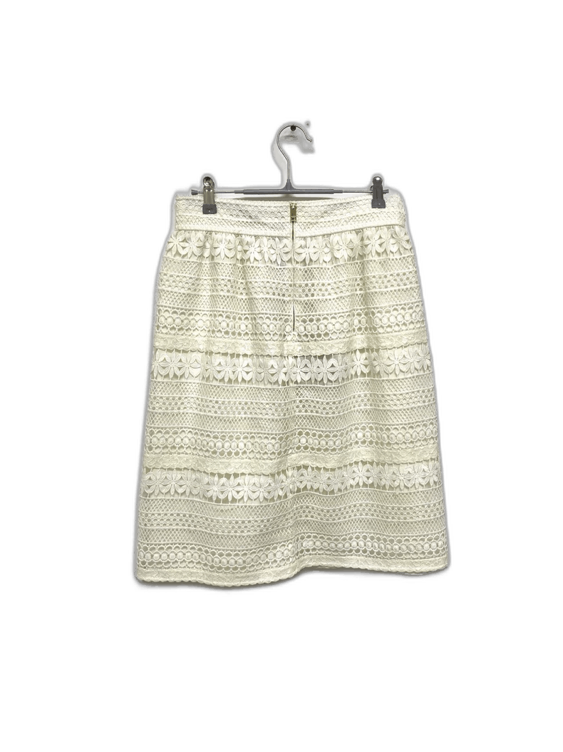 Burberry Burberry White Lace Shorts Size 38 Size 38" / US 16 / IT 52 - 1 Thumbnail