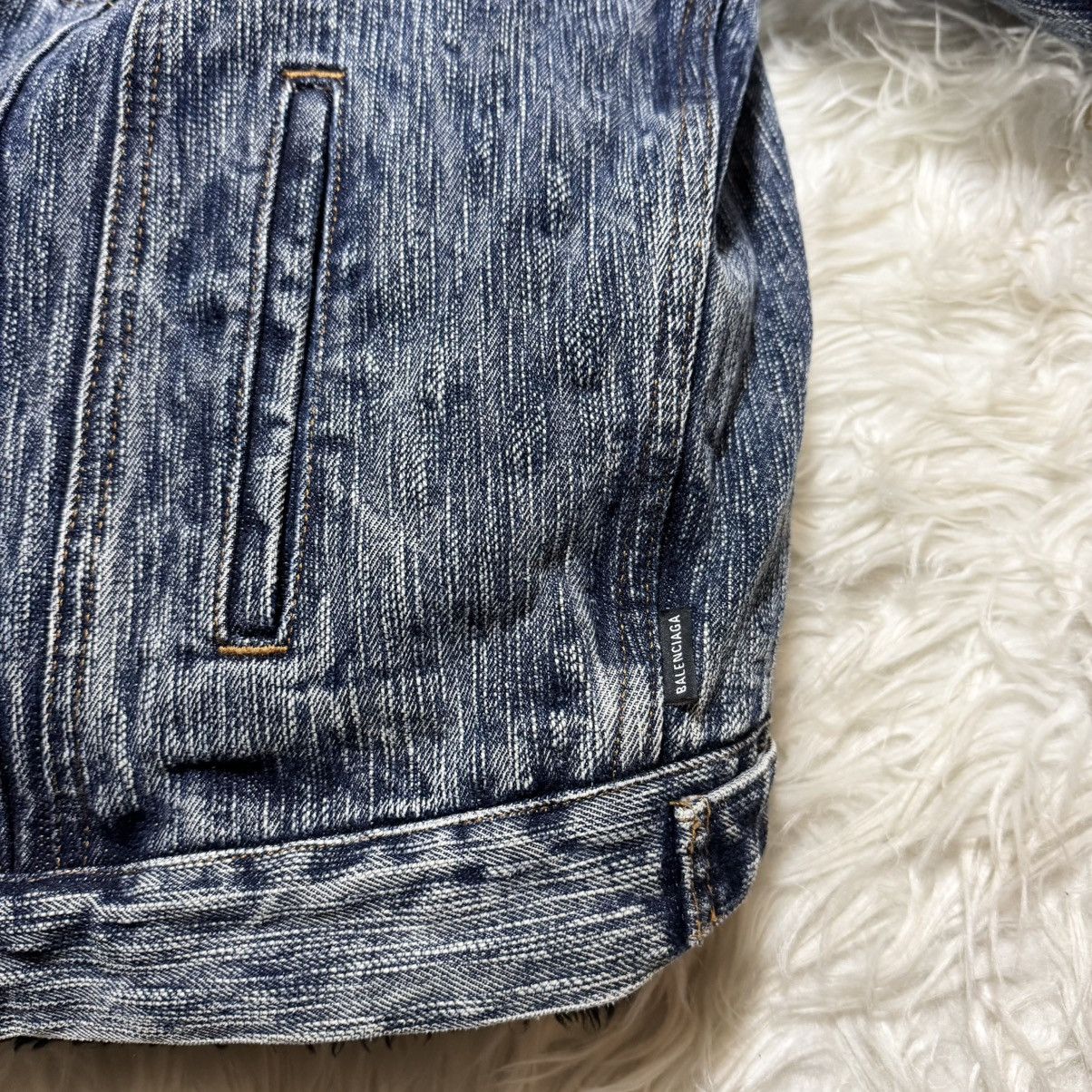Balenciaga Balenciaga Boa Fur-Lined Marbled Denim Bomber Jacket, Size US S / EU 44-46 / 1 - 5 Thumbnail