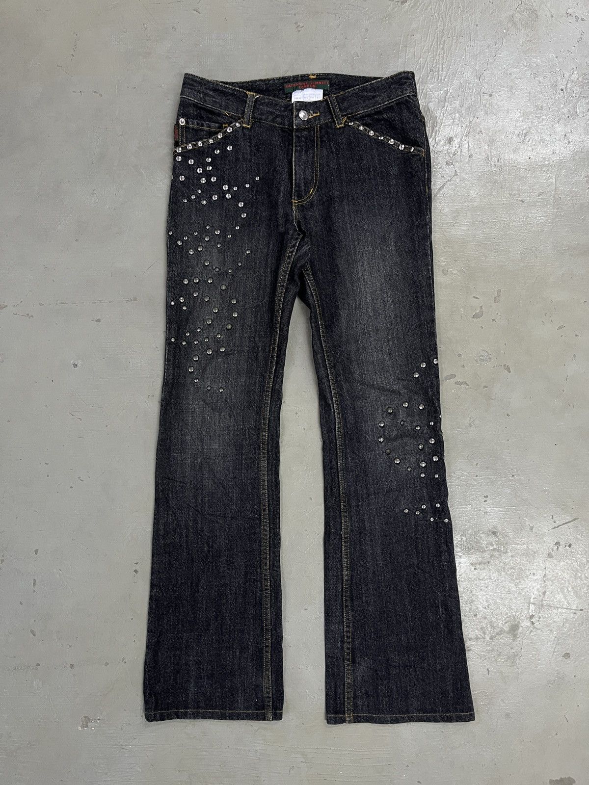 If Six Was Nine 2000s Katherine Hamnett London Tribal Studded Flared Jeans Size US 30 / EU 46 - 2 Thumbnail