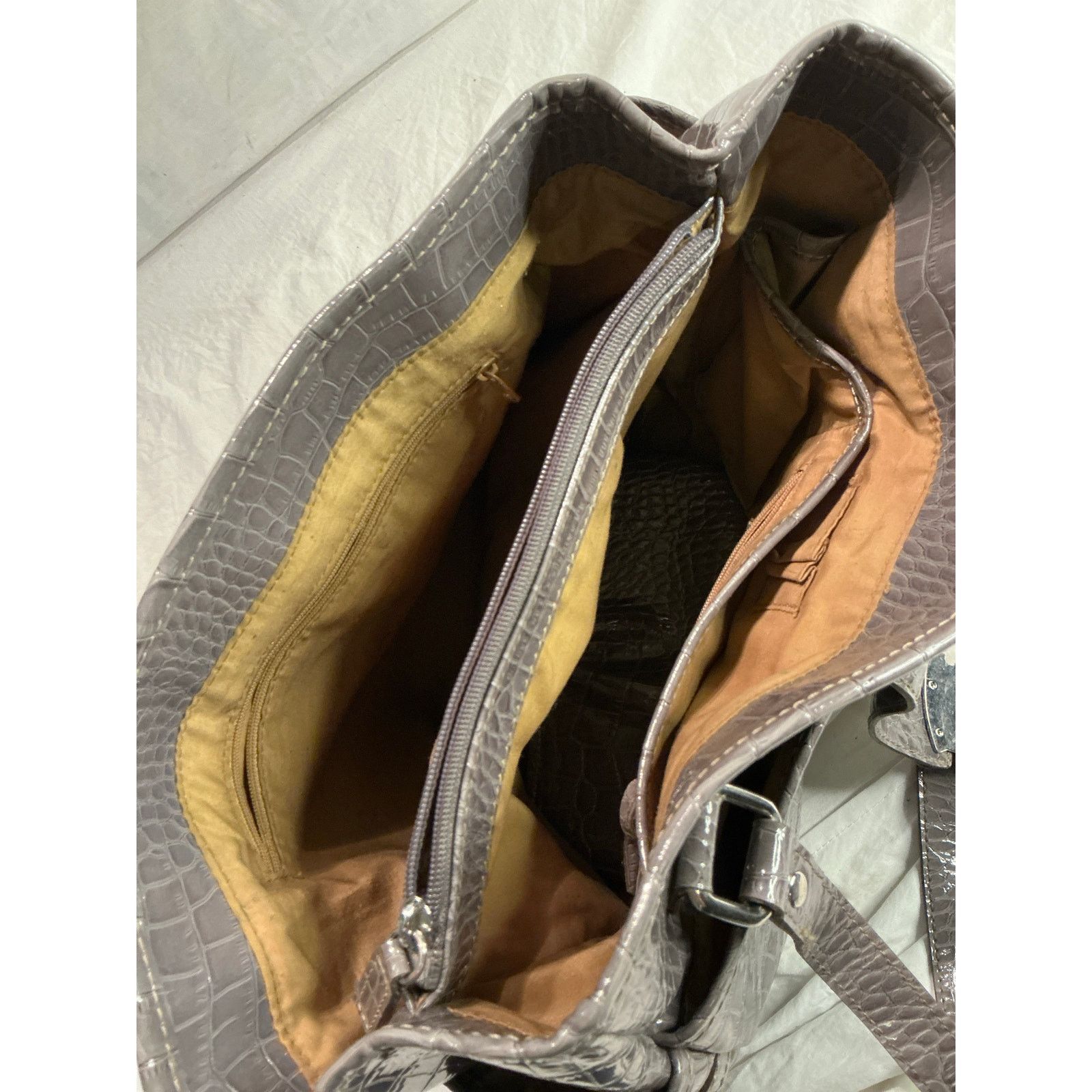Liz Claiborne Liz Claiborne Size ONE SIZE - 4 Thumbnail