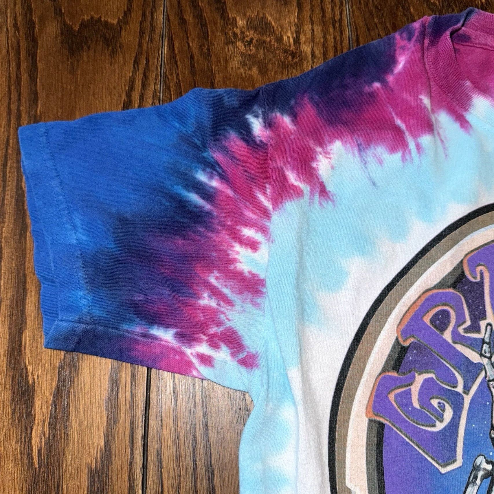 Liquid Blue VINTAGE Grateful Dead Queen of Spades Magician Liquid Blue T Shirt Small Mens 90s Blue Cotton Short Sleeve Crew Neck Graphic Print 1999 Size US S / EU 44-46 / 1 - 4 Thumbnail