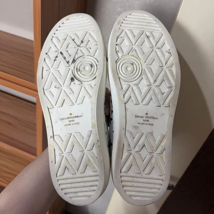Louis Vuitton Louis Vuitton Tattoo White High-Top Sneakers for Men -2508 Size US 9 / EU 42 - 4 Thumbnail