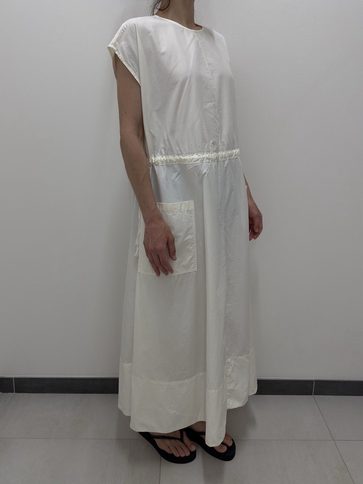 Deveaux Deveaux New York Poplin Midi Daisy Self-Tie Dress Oversized Size ONE SIZE - 3 Thumbnail